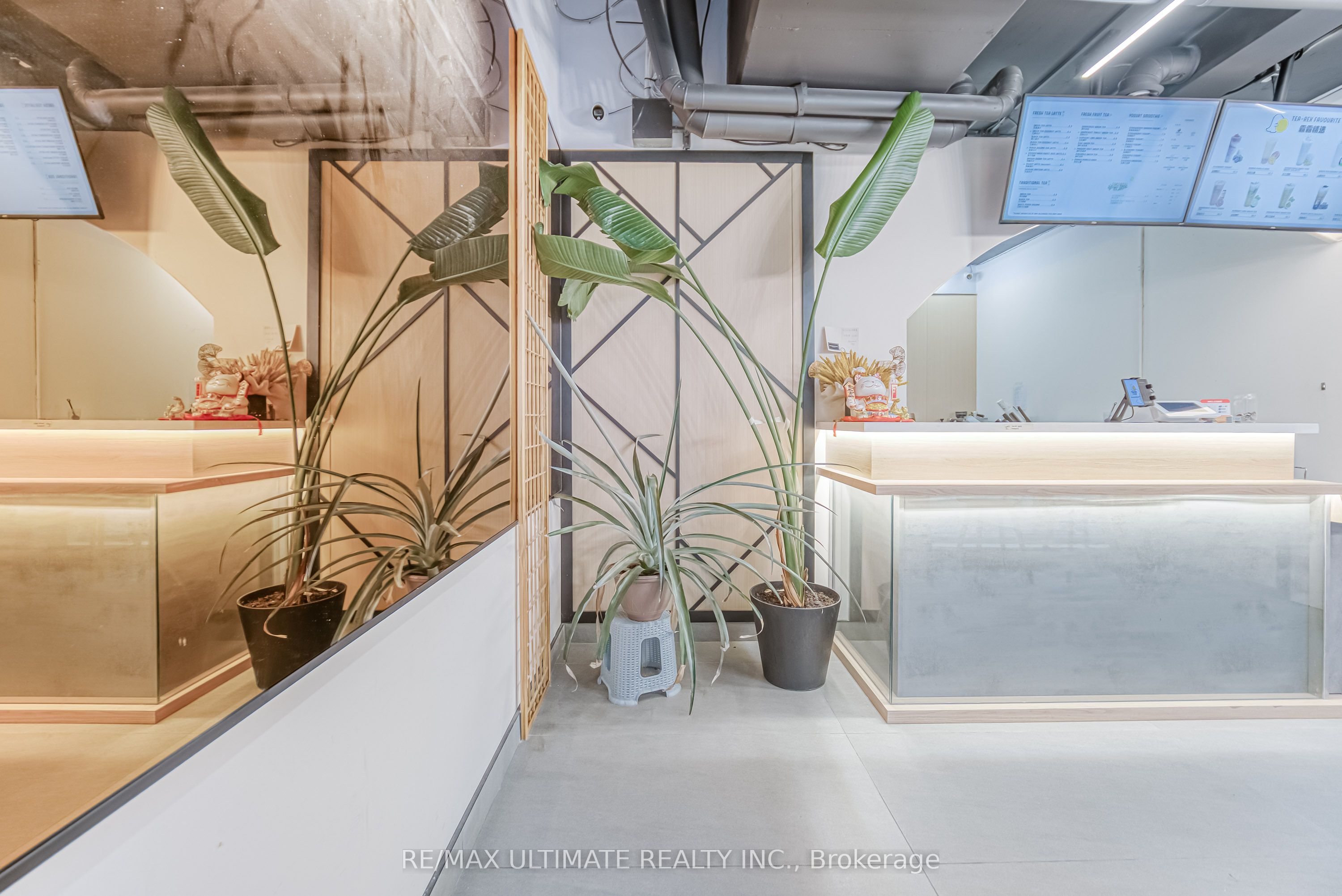 7181 Yonge Street 1 Property Photo 10