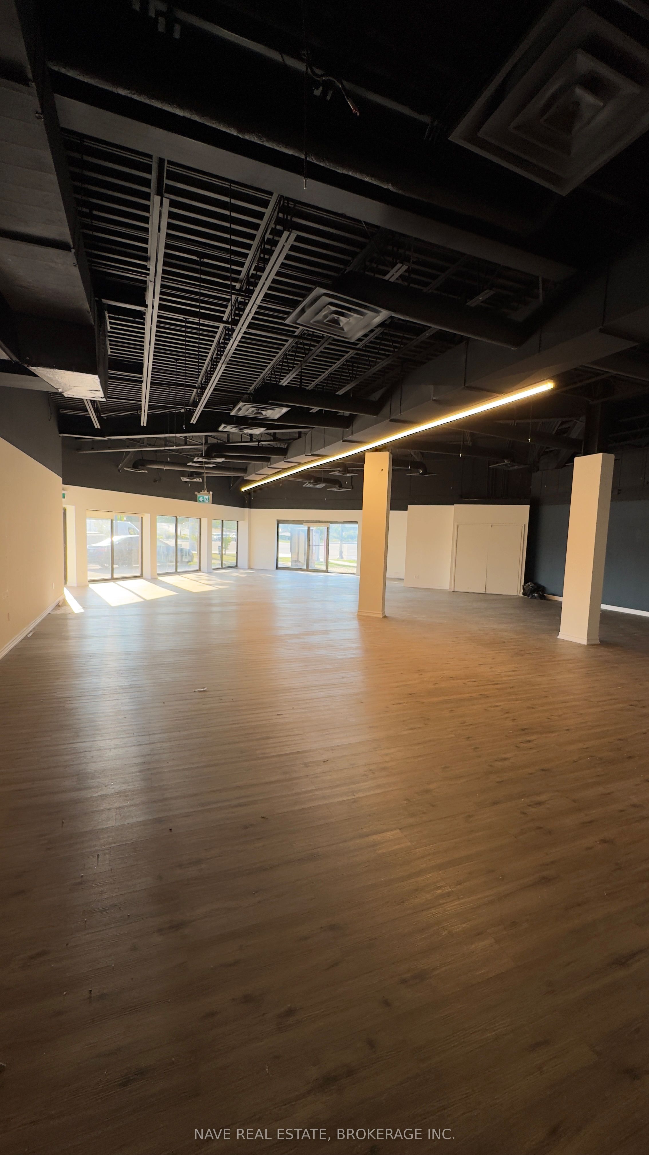 17335 Yonge Street 6 Property Photo 7