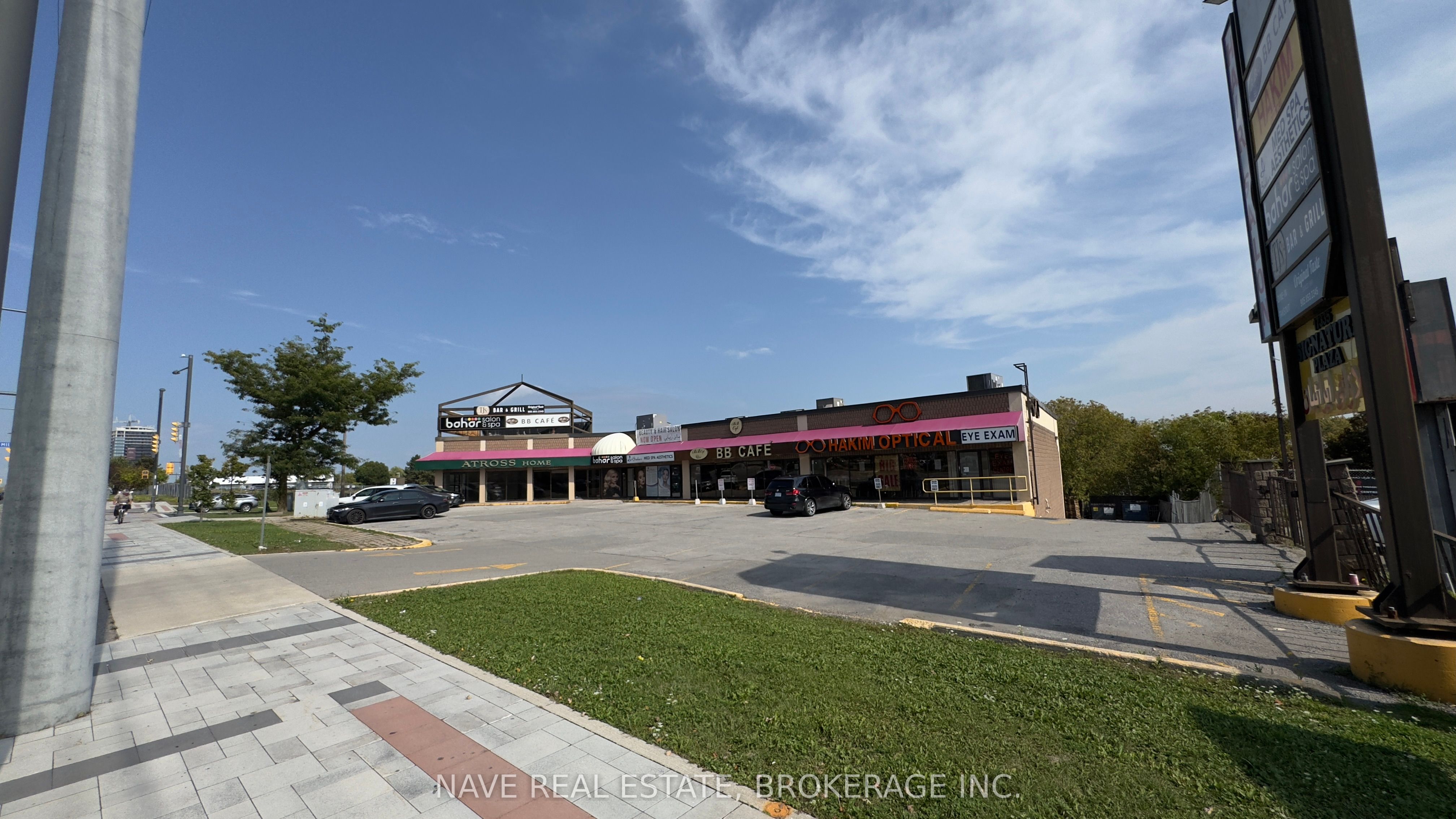 17335 Yonge Street 6 Property Photo 14