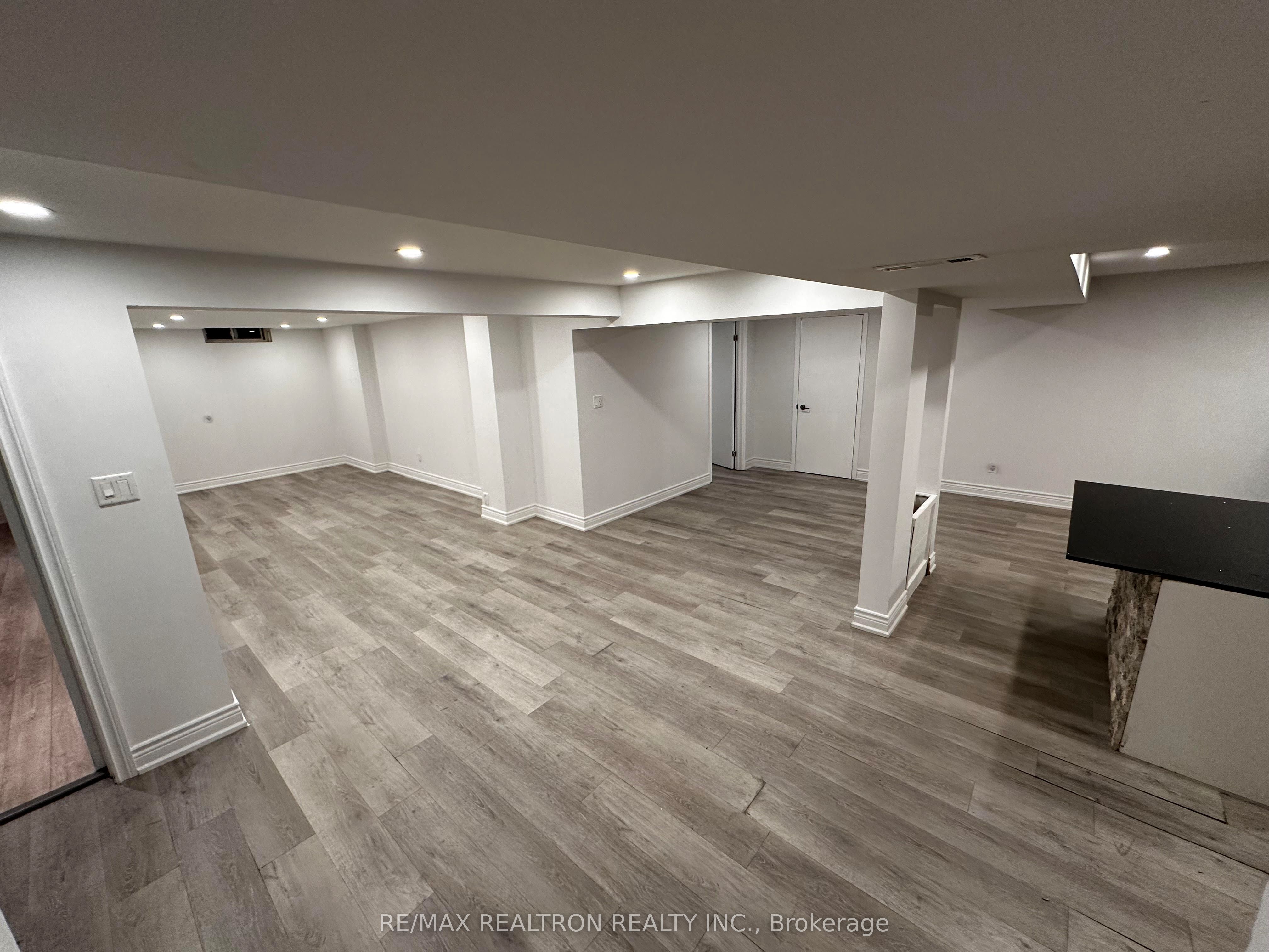 524 Bristol Road #bsmt Property Photo 3