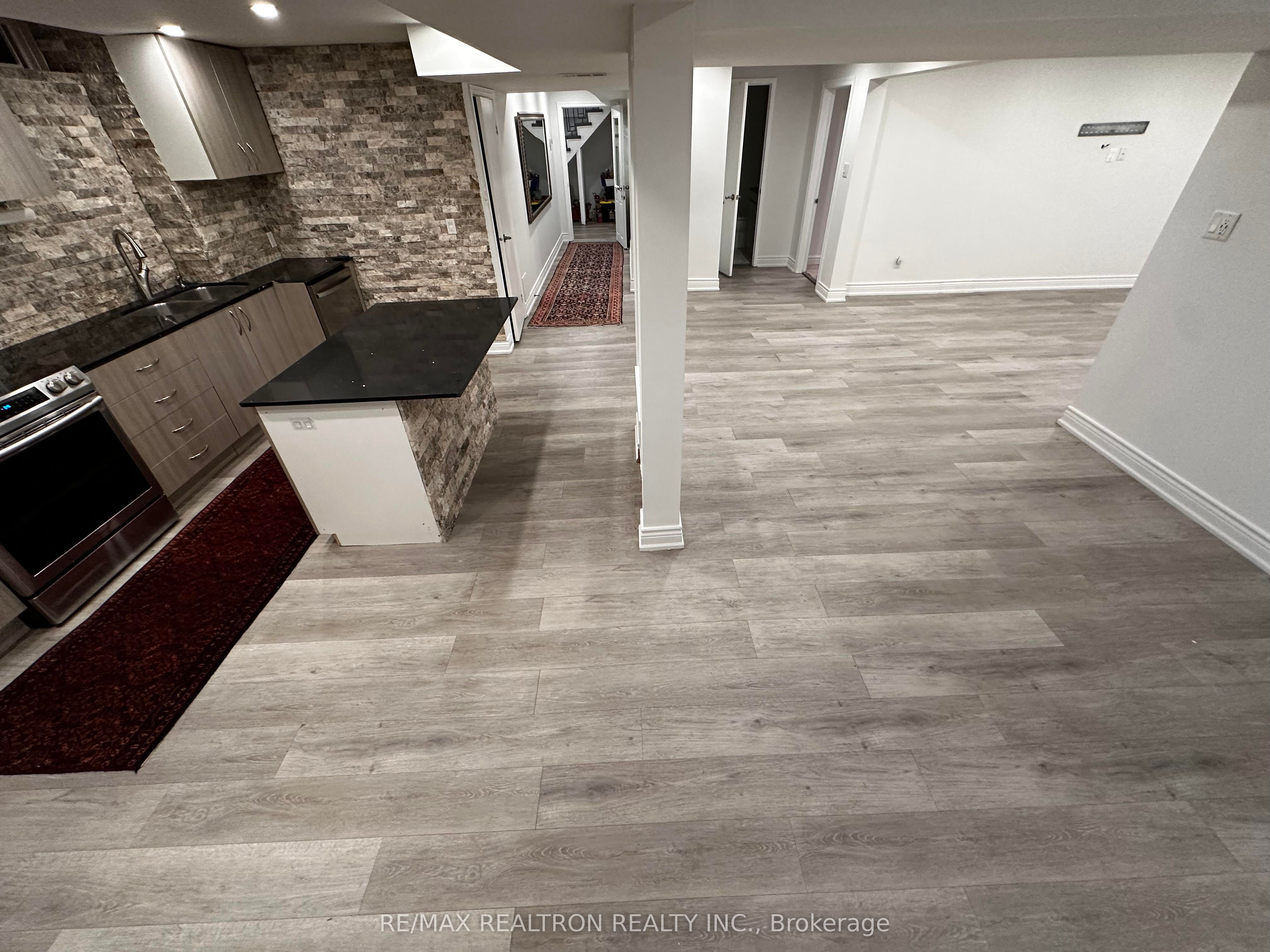 524 Bristol Road #bsmt Property Photo 8