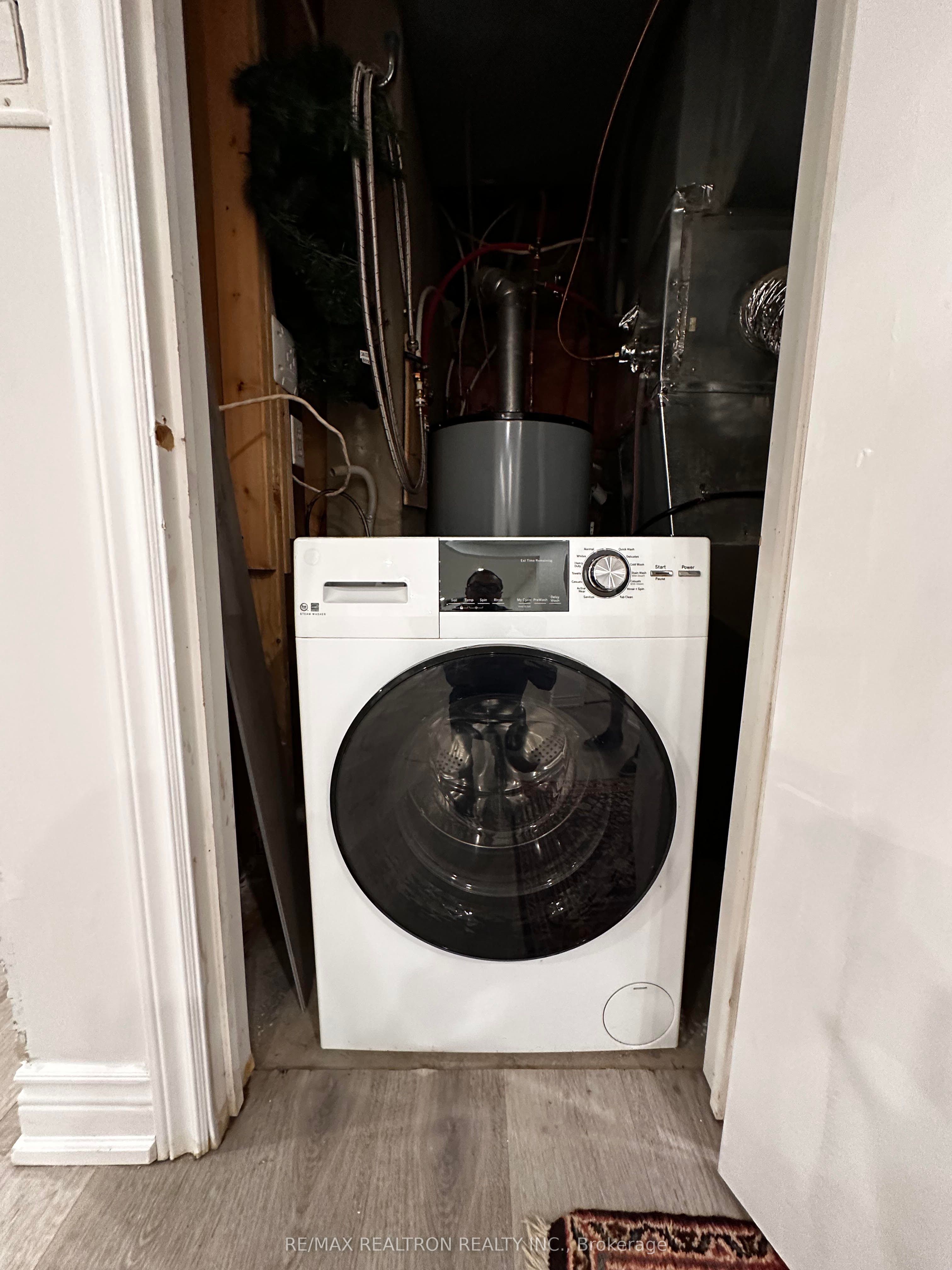 524 Bristol Road #bsmt Property Photo 19