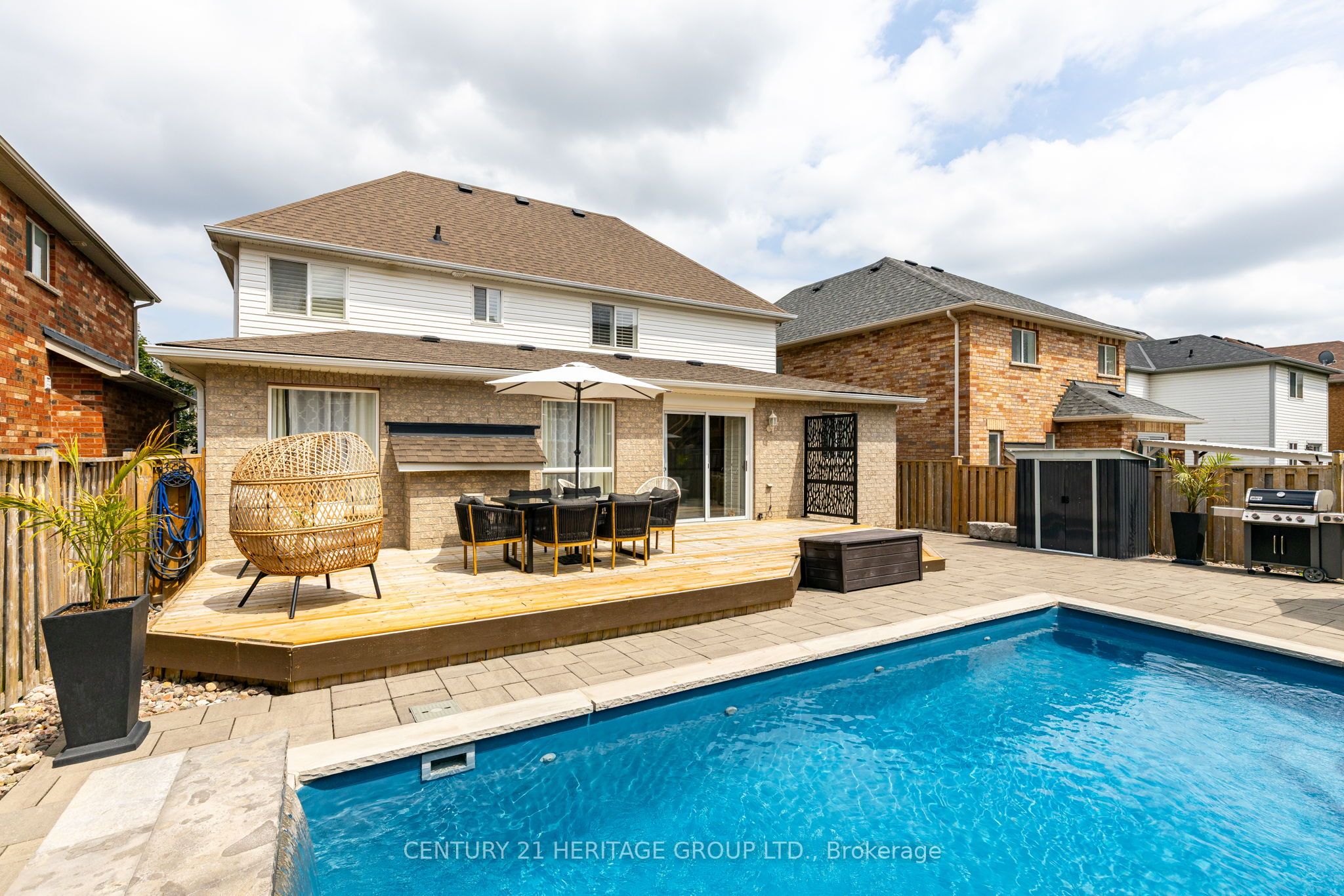 106 Laurendale Avenue Property Photo 1