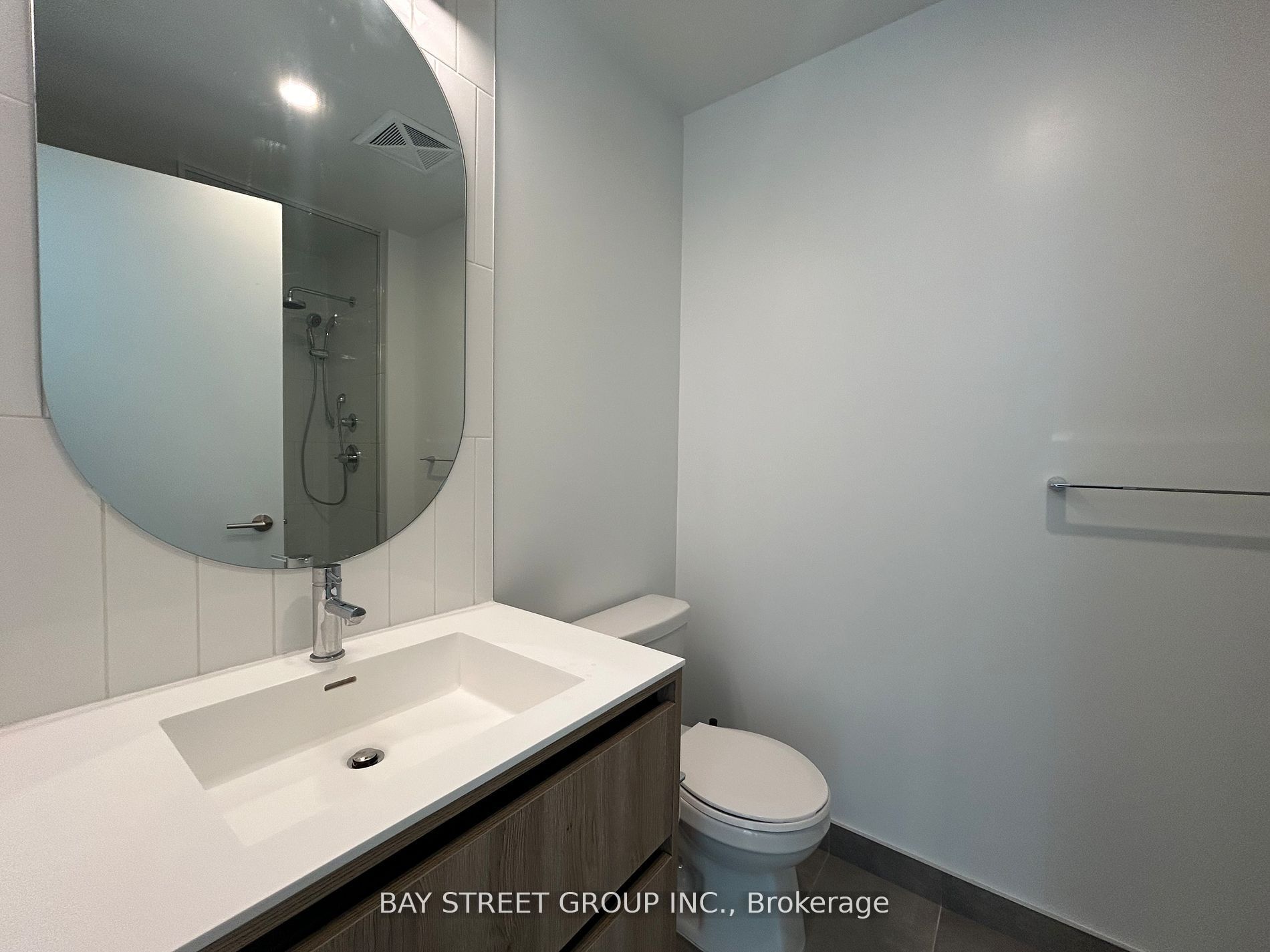 8 Beverley Glen Boulevard 606 Property Photo 13