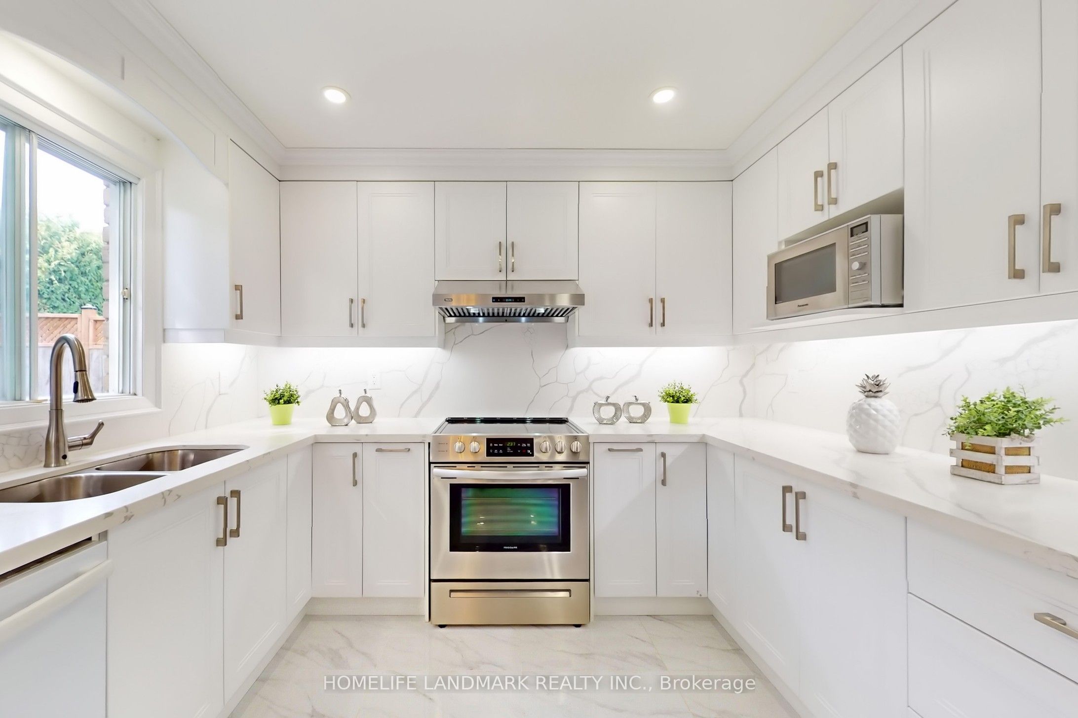 65 Rosemount Avenue Property Photo 18