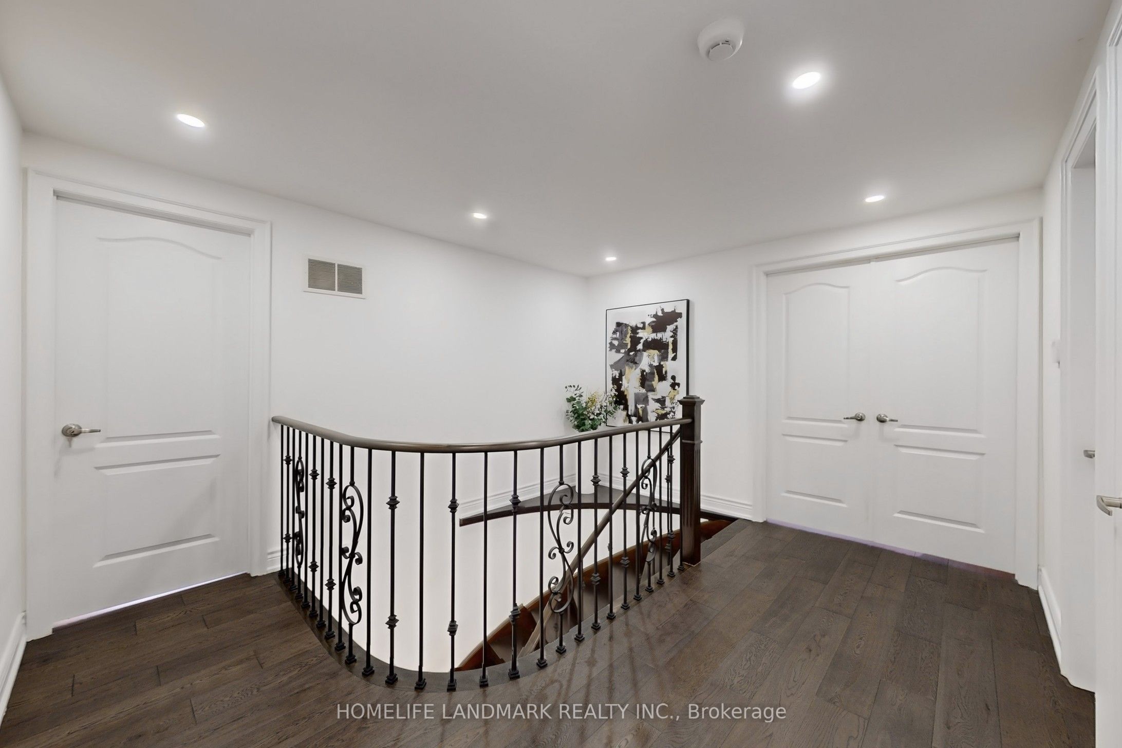 65 Rosemount Avenue Property Photo 22