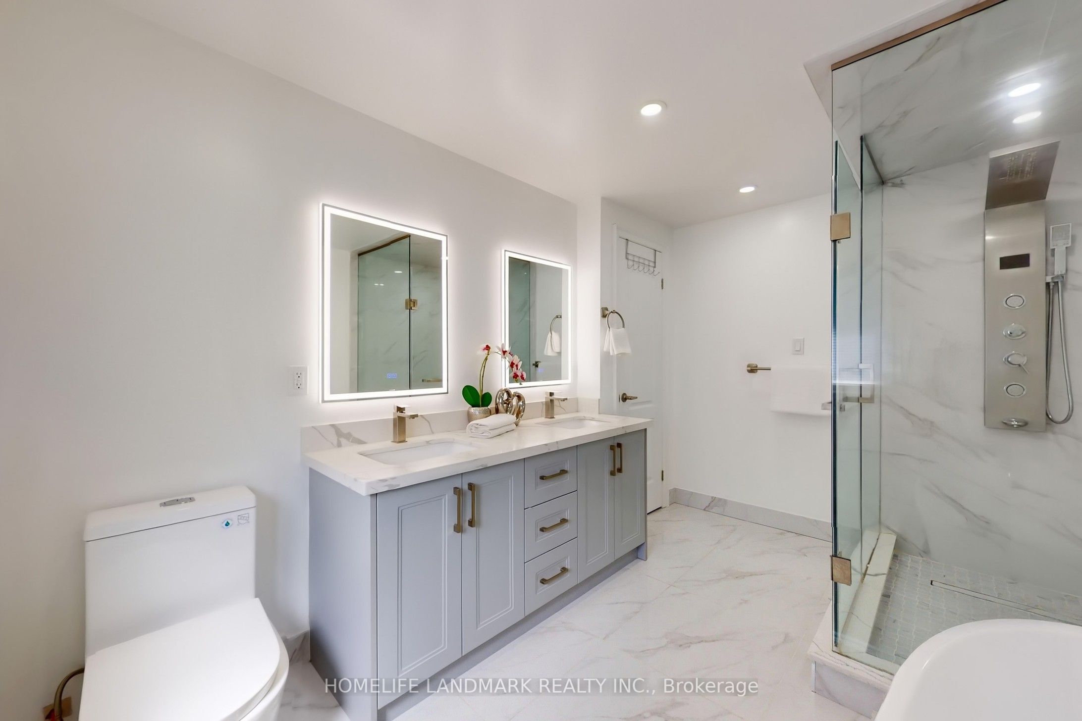 65 Rosemount Avenue Property Photo 26