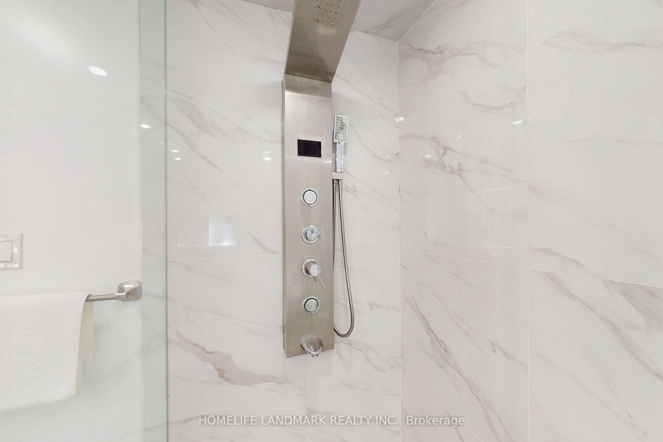 65 Rosemount Avenue Property Photo 27