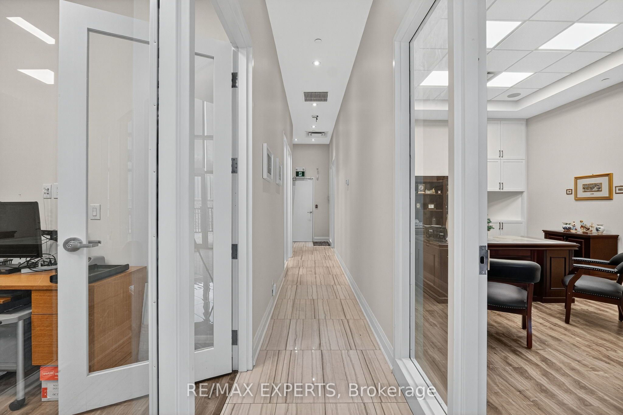 12 Woodstream Boulevard 6 Property Photo 12