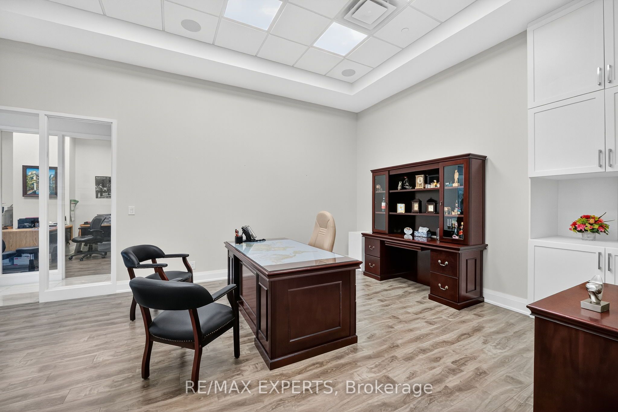 12 Woodstream Boulevard 6 Property Photo 13