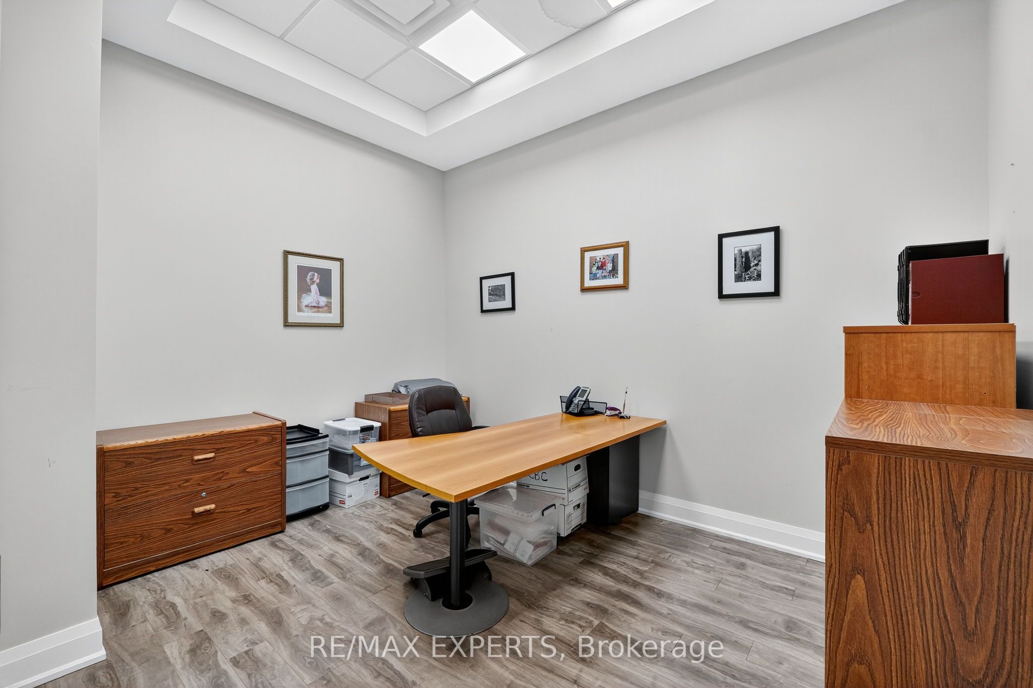 12 Woodstream Boulevard 6 Property Photo 18