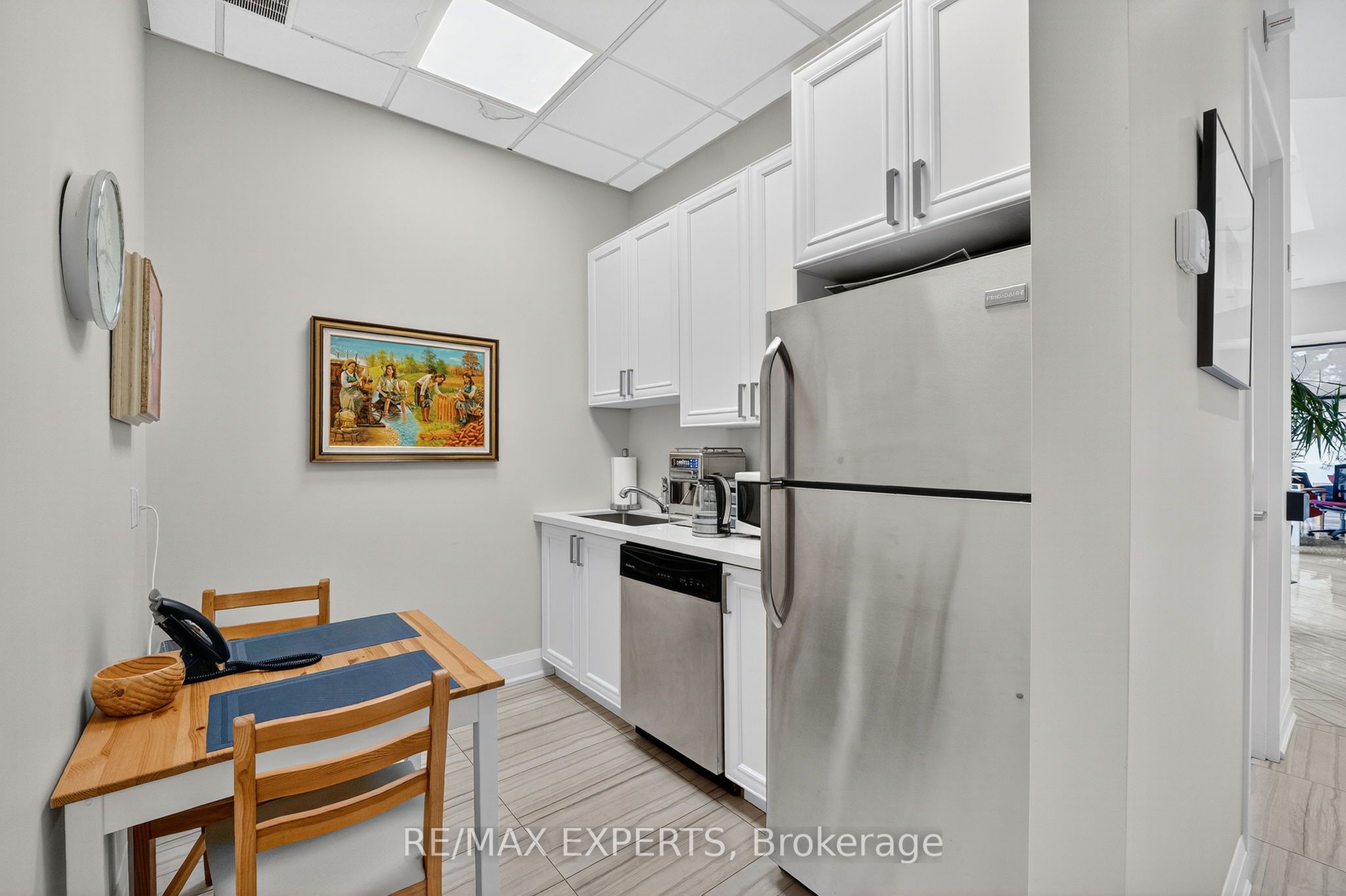 12 Woodstream Boulevard 6 Property Photo 27