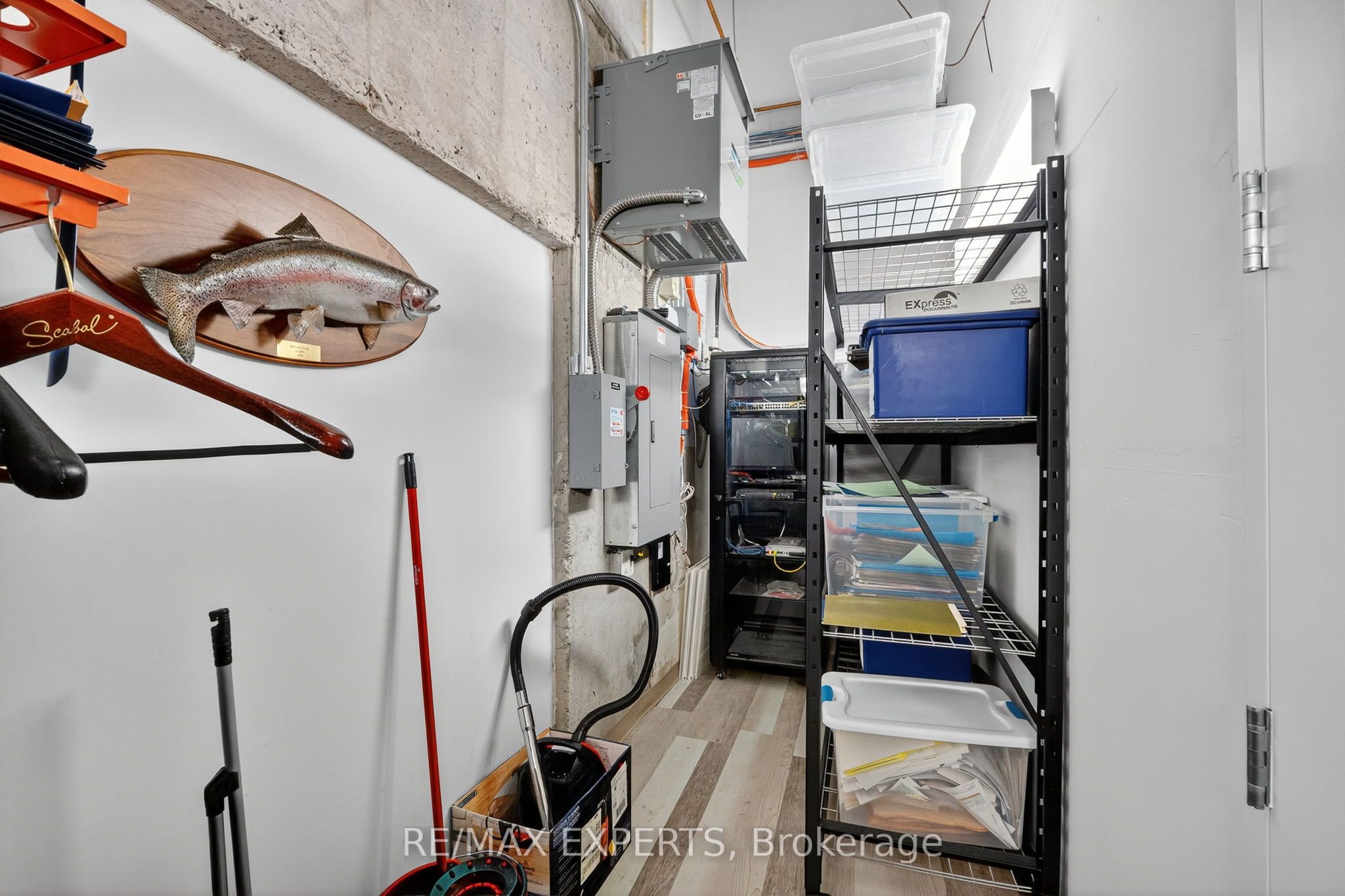 12 Woodstream Boulevard 6 Property Photo 28