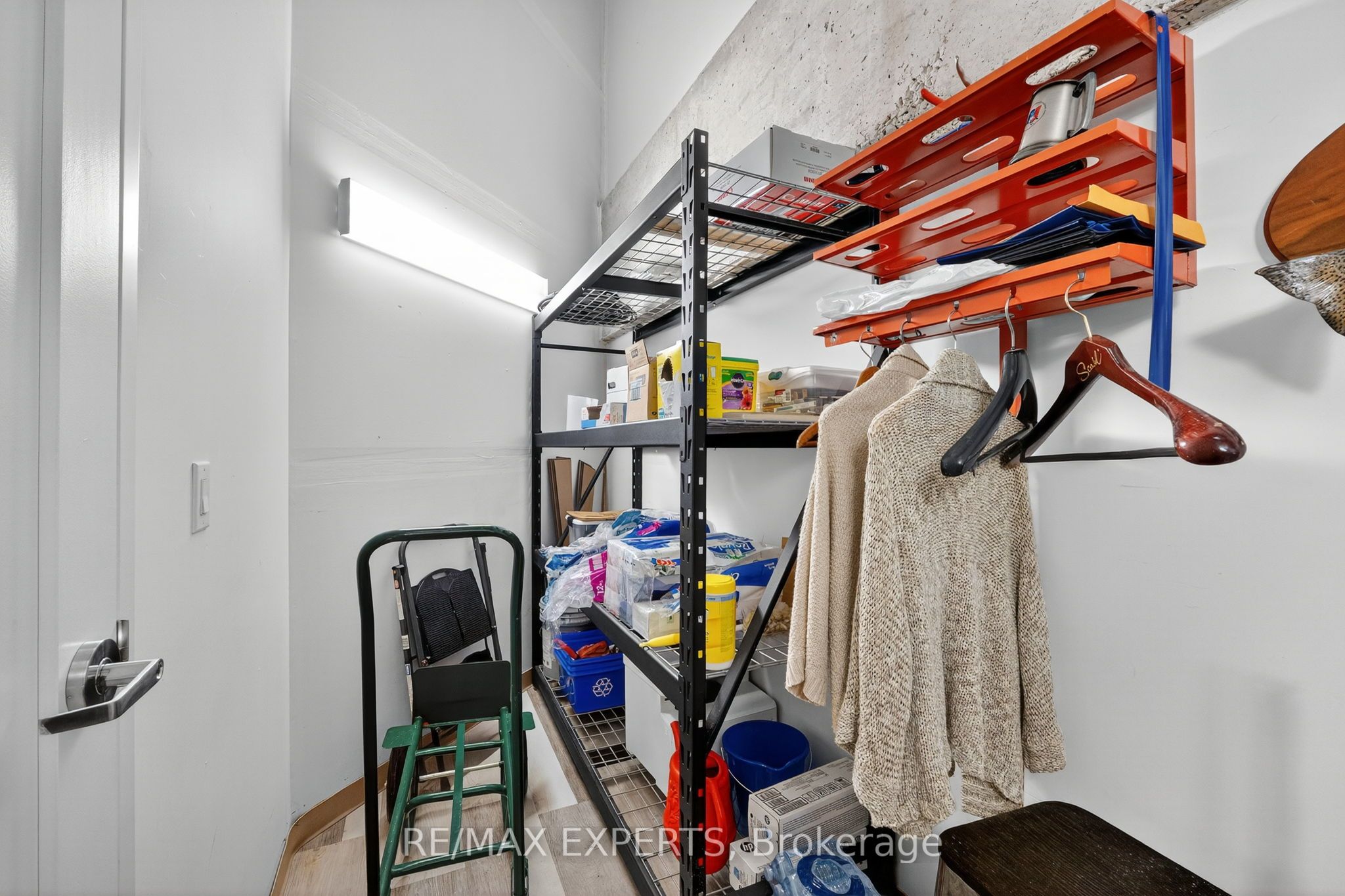 12 Woodstream Boulevard 6 Property Photo 29