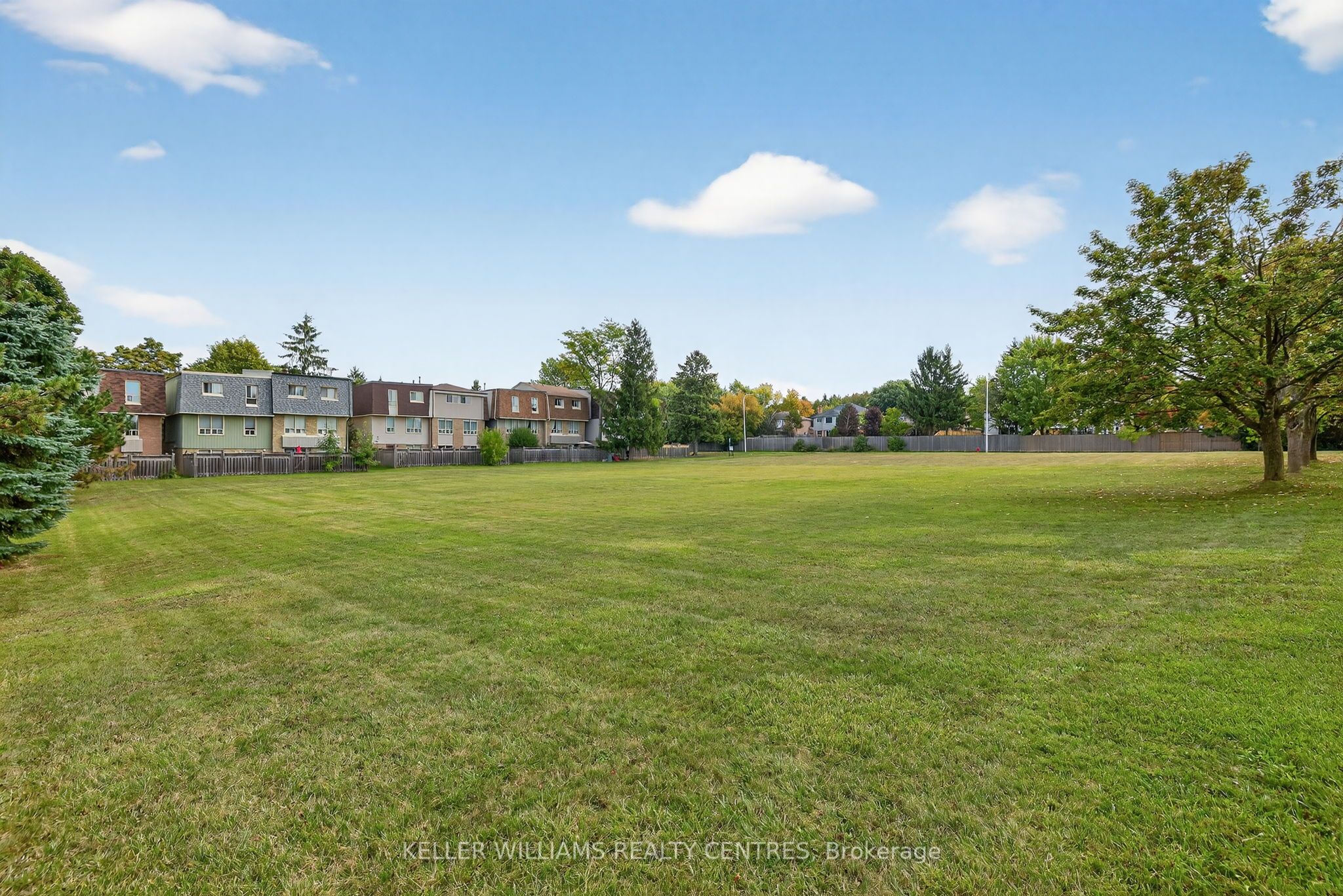 100 Poplar Crescent Property Photo 10