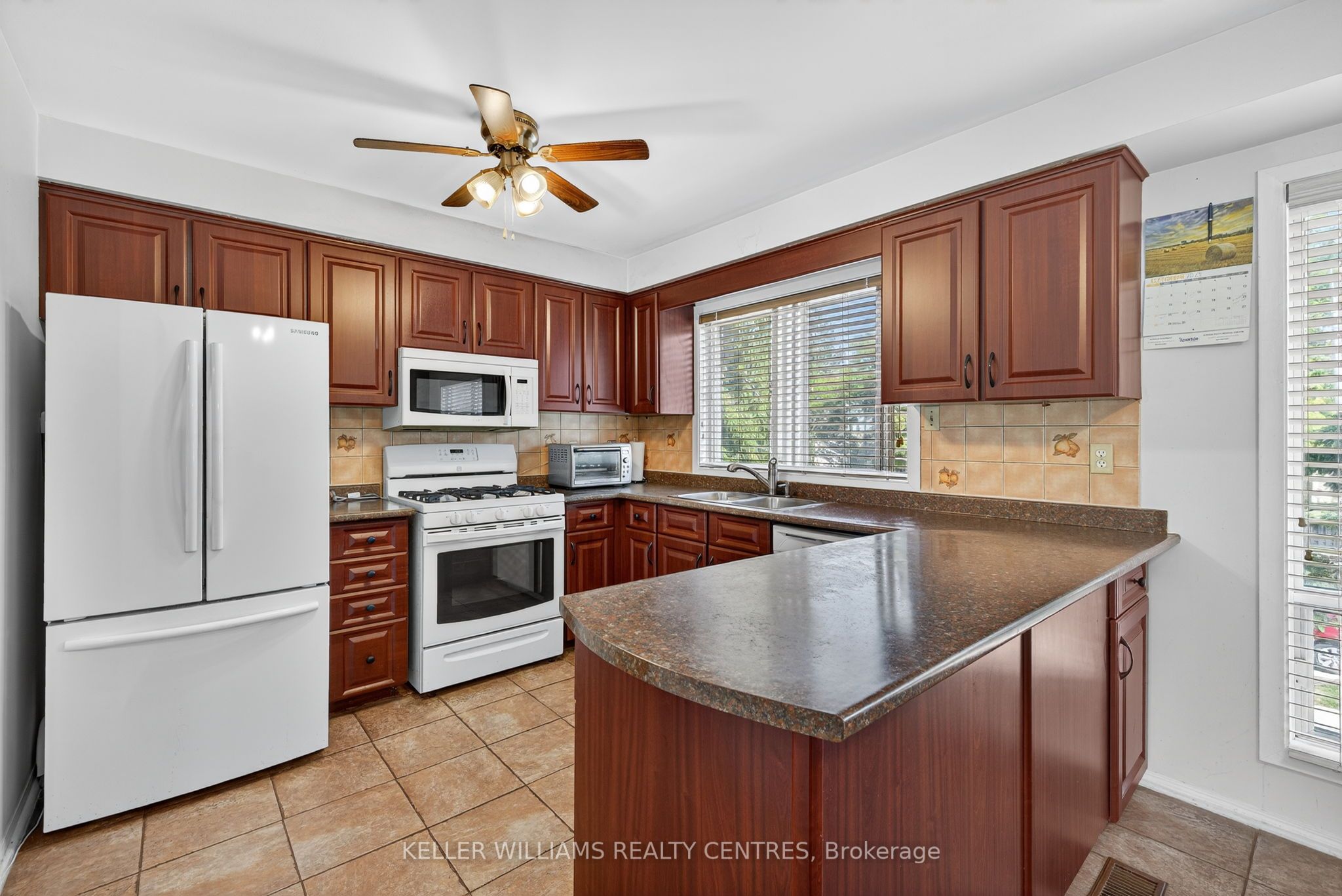 100 Poplar Crescent Property Photo 25