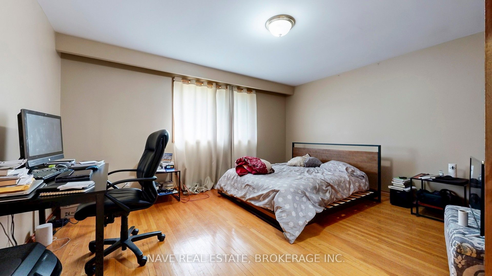 9747 Bathurst Street Property Photo 12