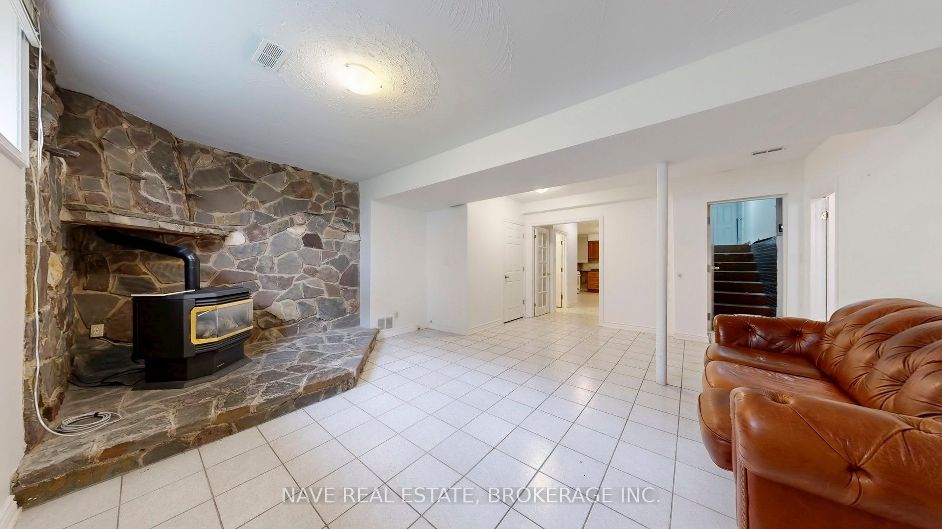 9747 Bathurst Street Property Photo 27