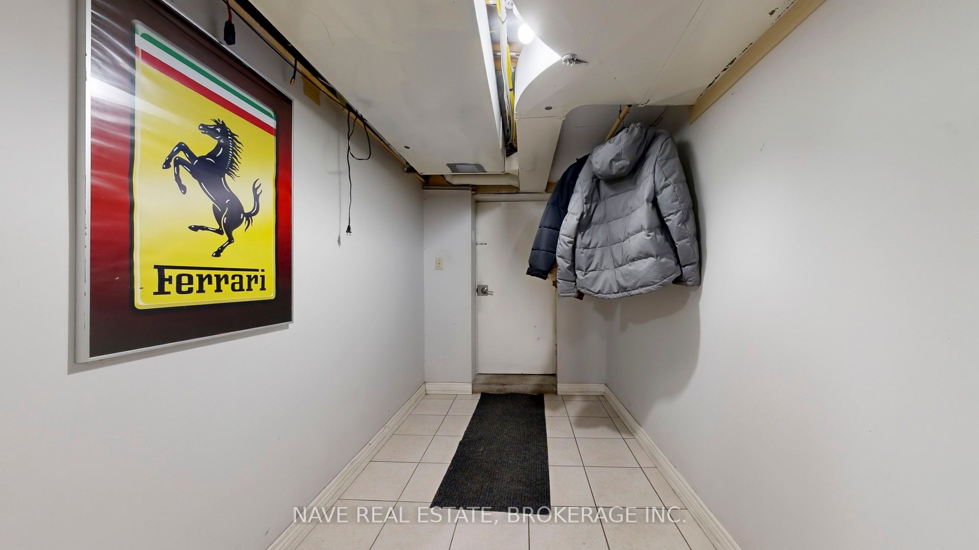 9747 Bathurst Street Property Photo 31