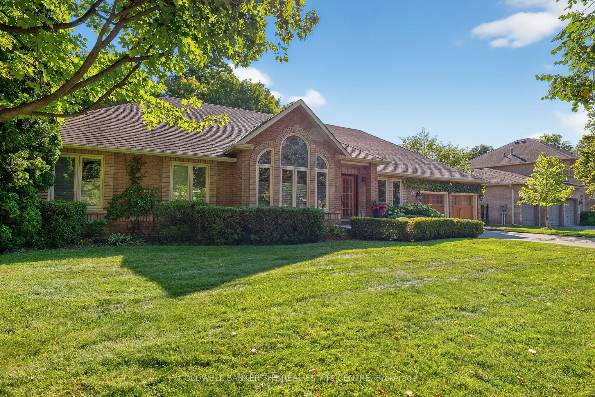 6 Falling Leaf Court Property Photo 1