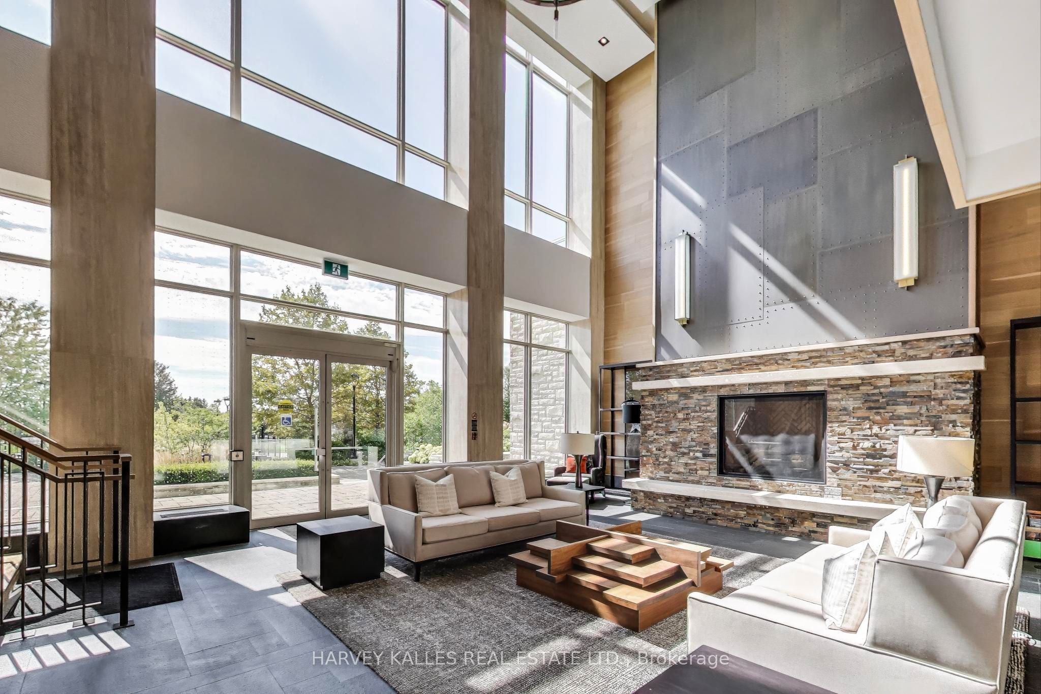 9 Stollery Pond Crescent 212 Property Photo 6