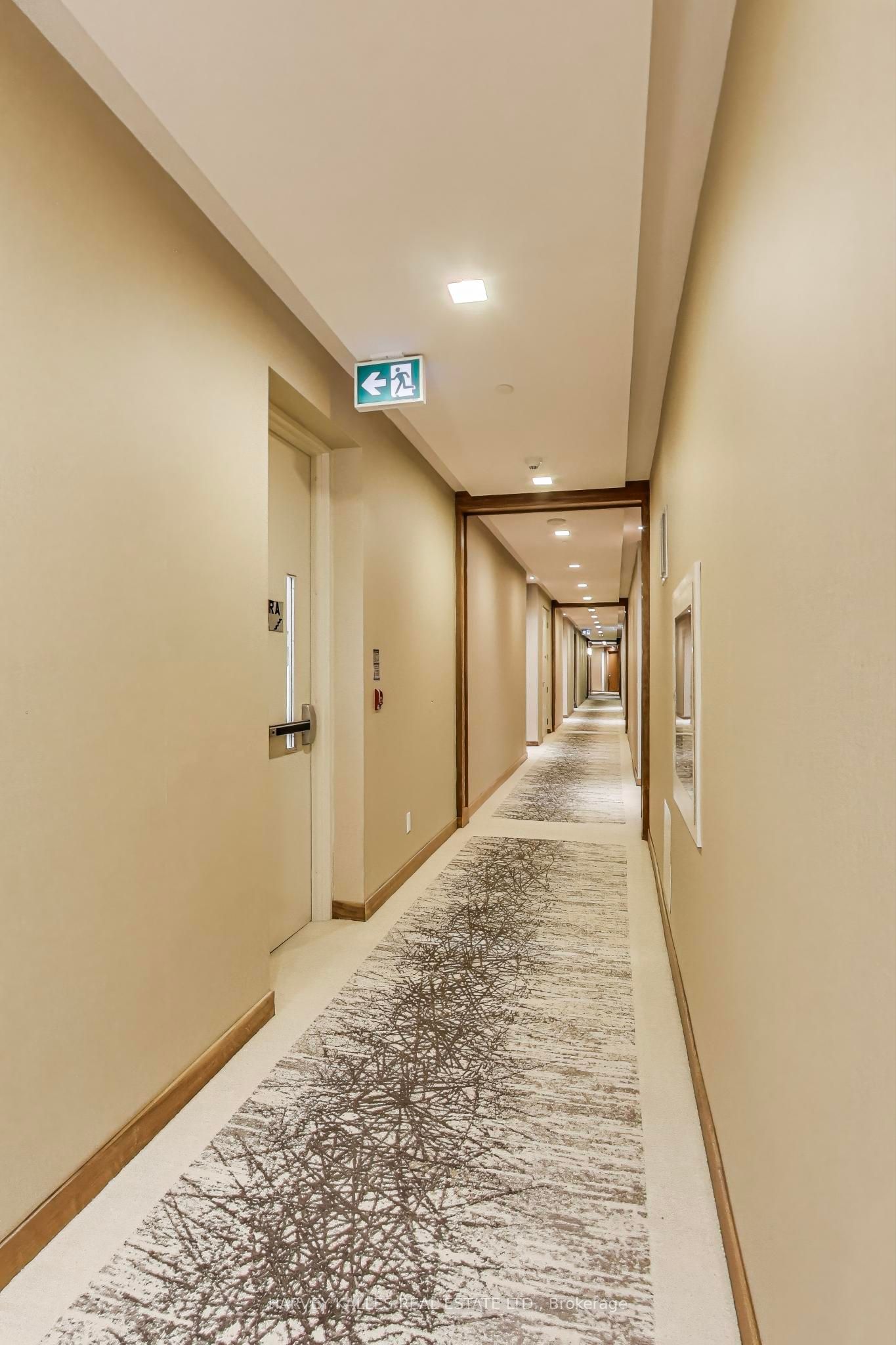 9 Stollery Pond Crescent 212 Property Photo 7