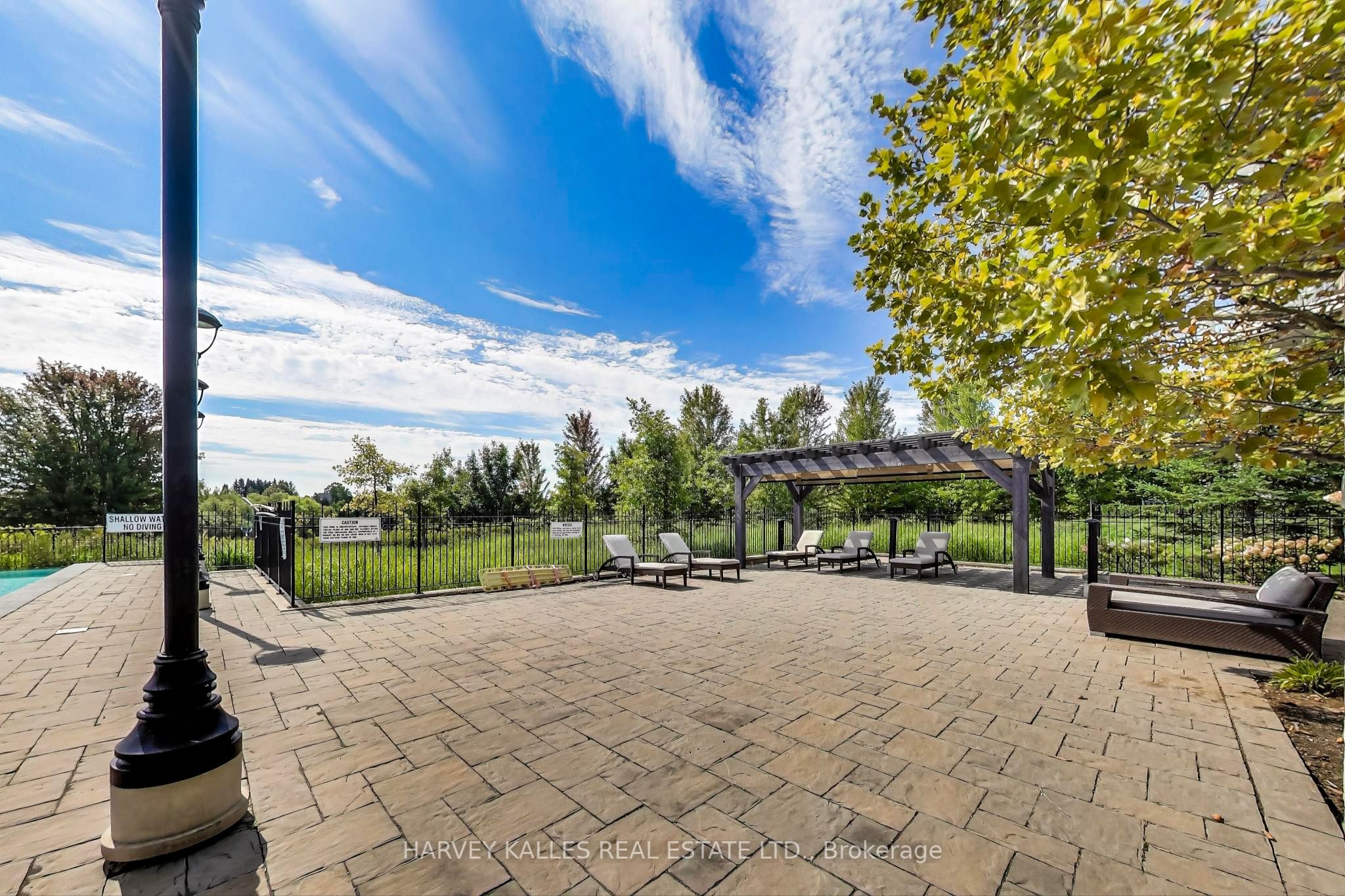 9 Stollery Pond Crescent 212 Property Photo 33