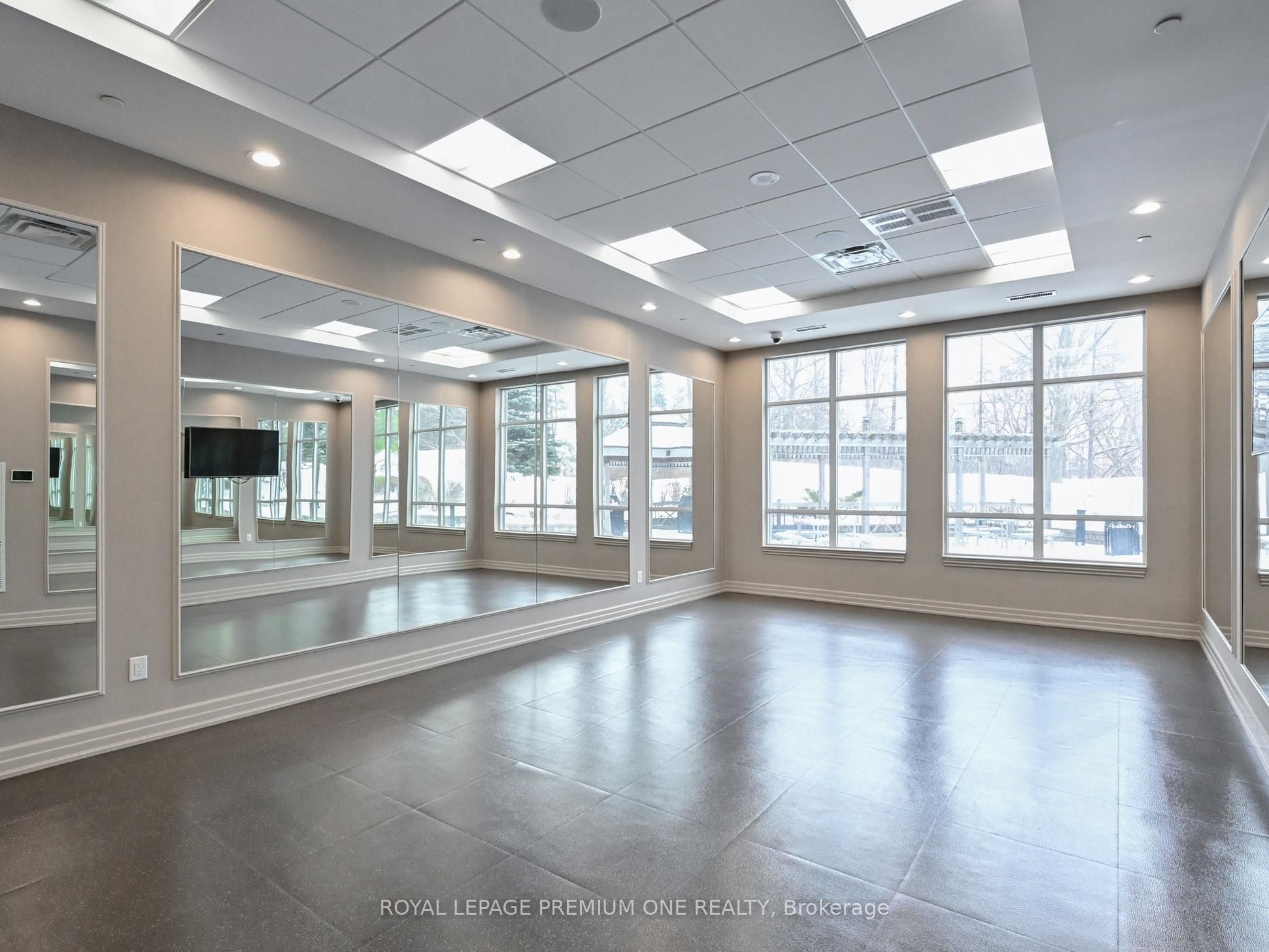 9255 Jane Street 1202 Property Photo 31