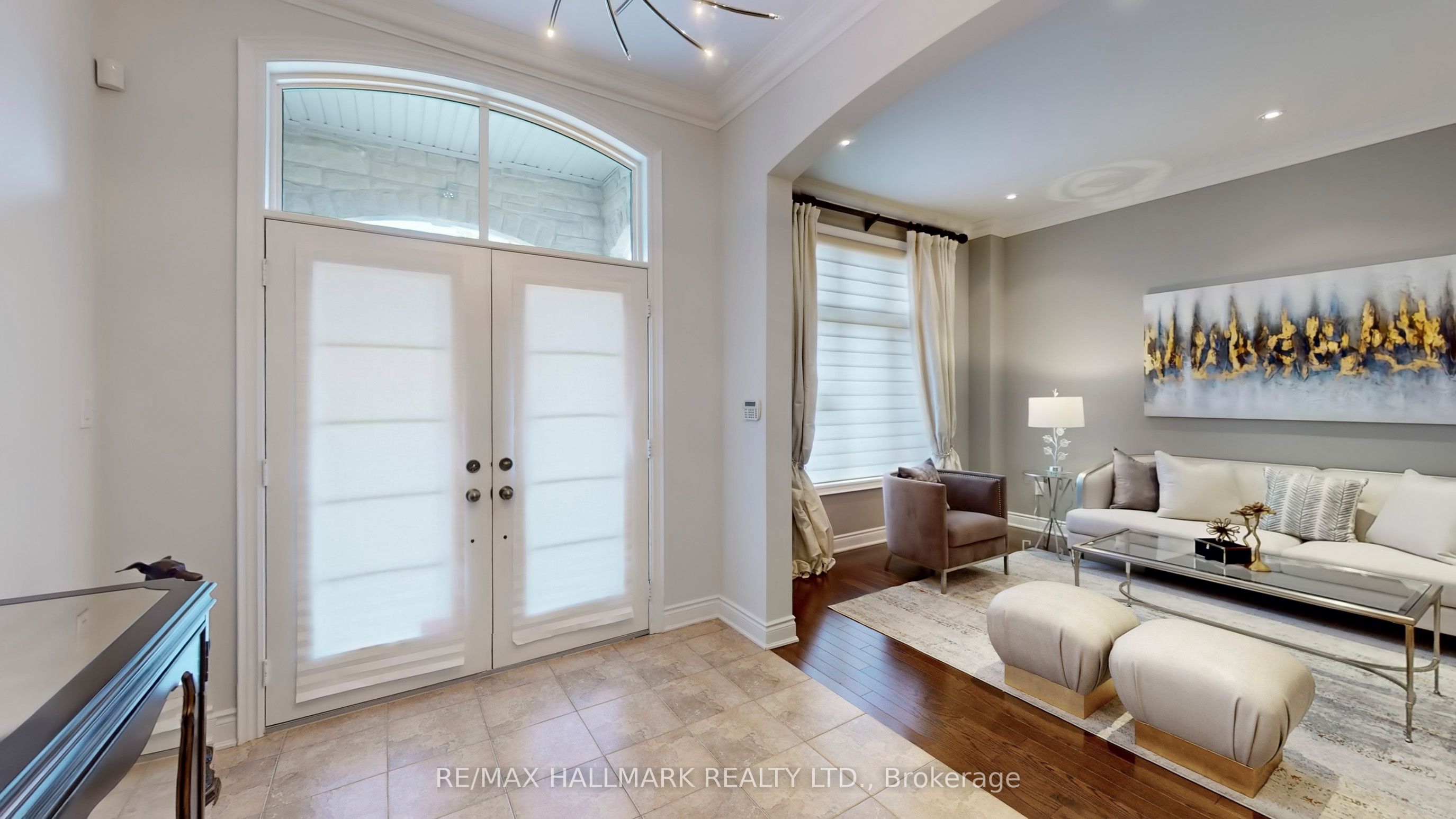 126 Sir Stevens Drive Property Photo 3