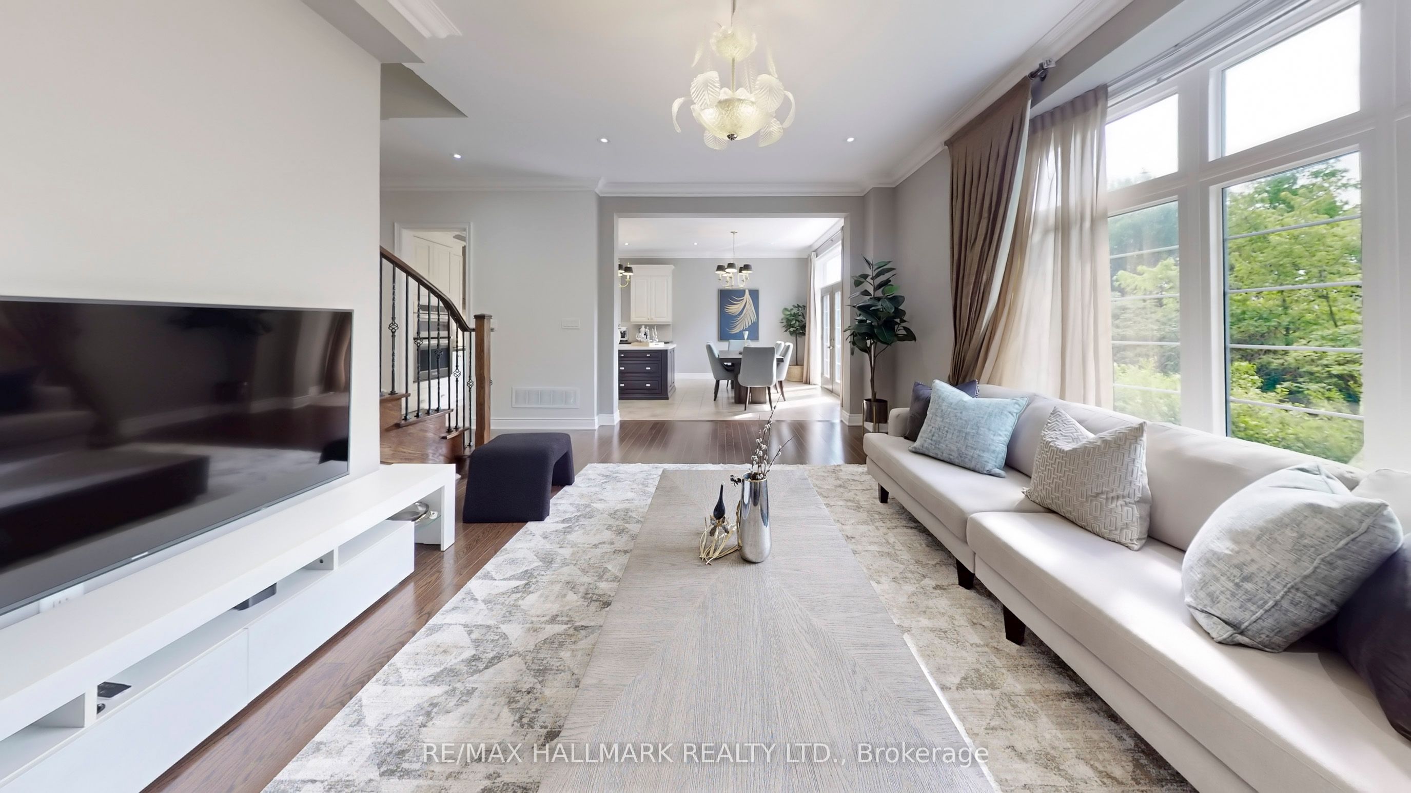 126 Sir Stevens Drive Property Photo 19