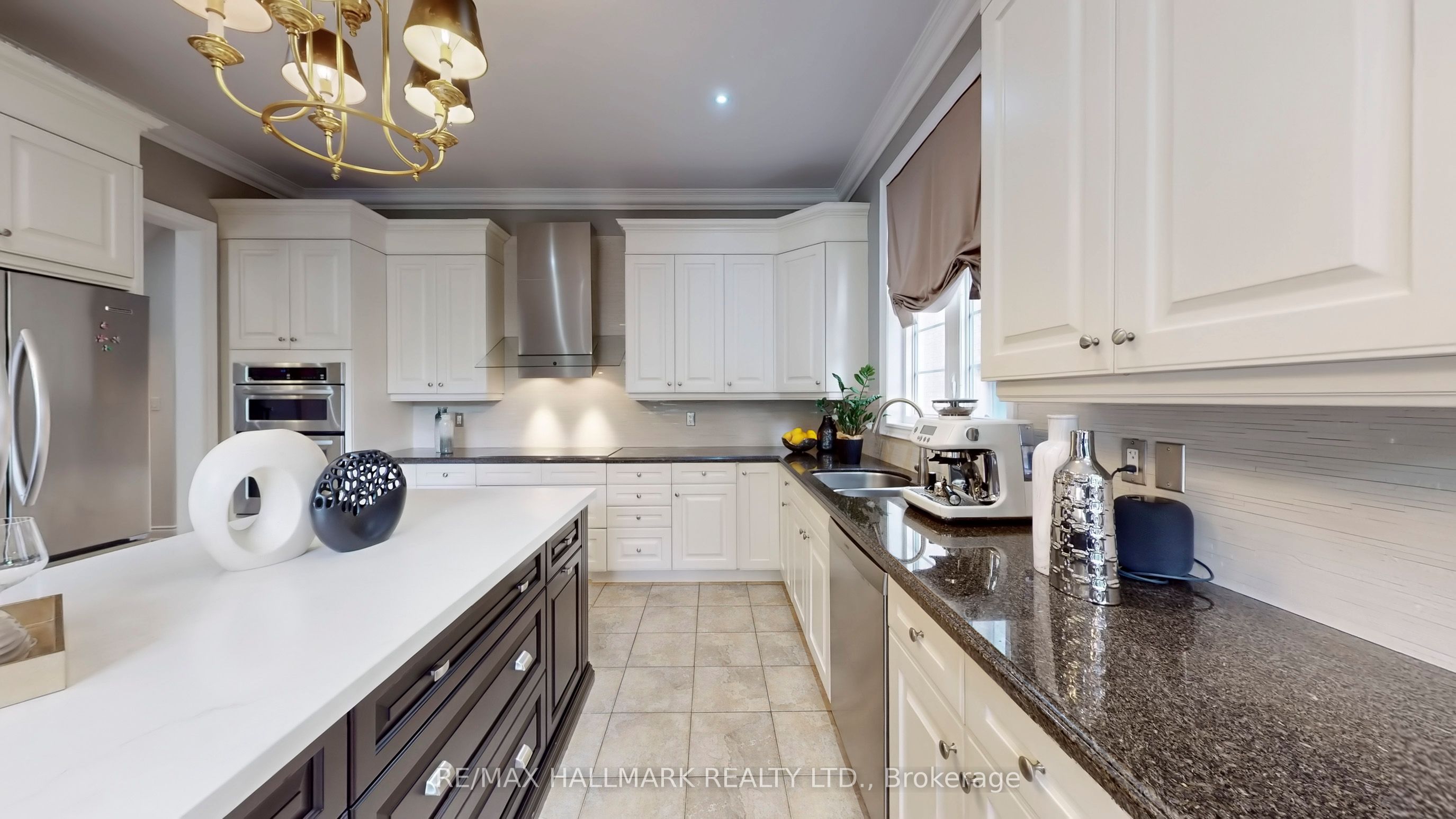 126 Sir Stevens Drive Property Photo 28