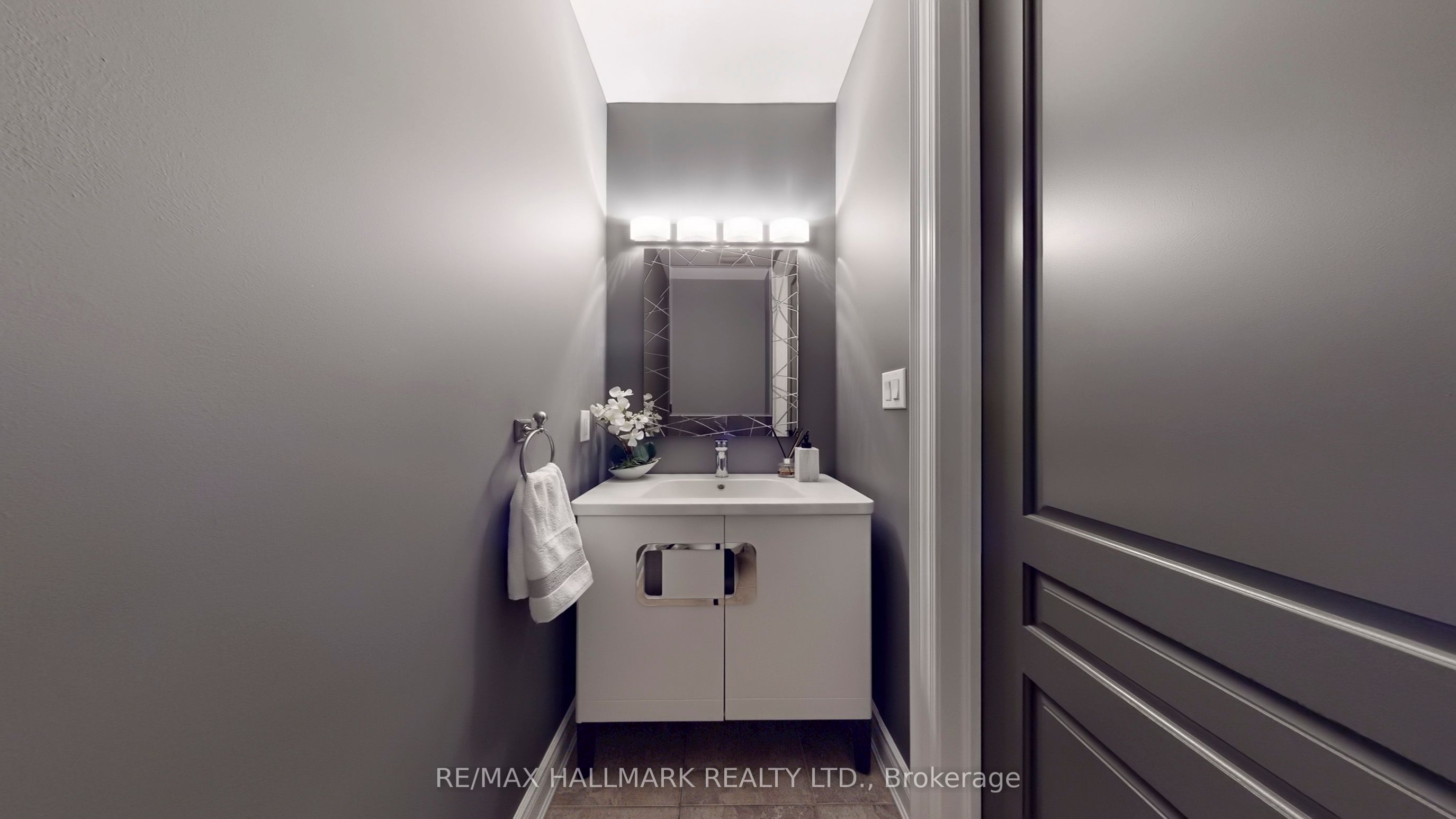 126 Sir Stevens Drive Property Photo 32