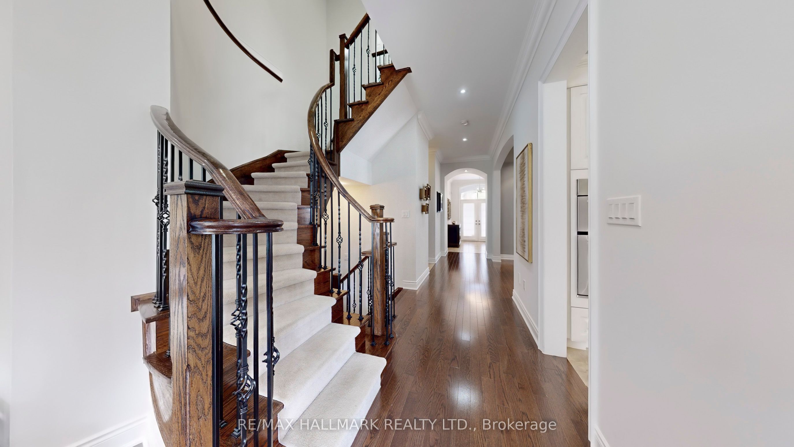 126 Sir Stevens Drive Property Photo 33