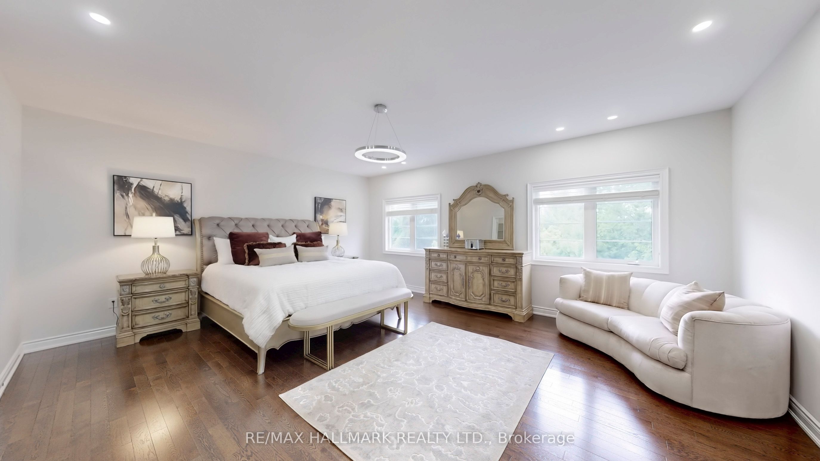 126 Sir Stevens Drive Property Photo 34