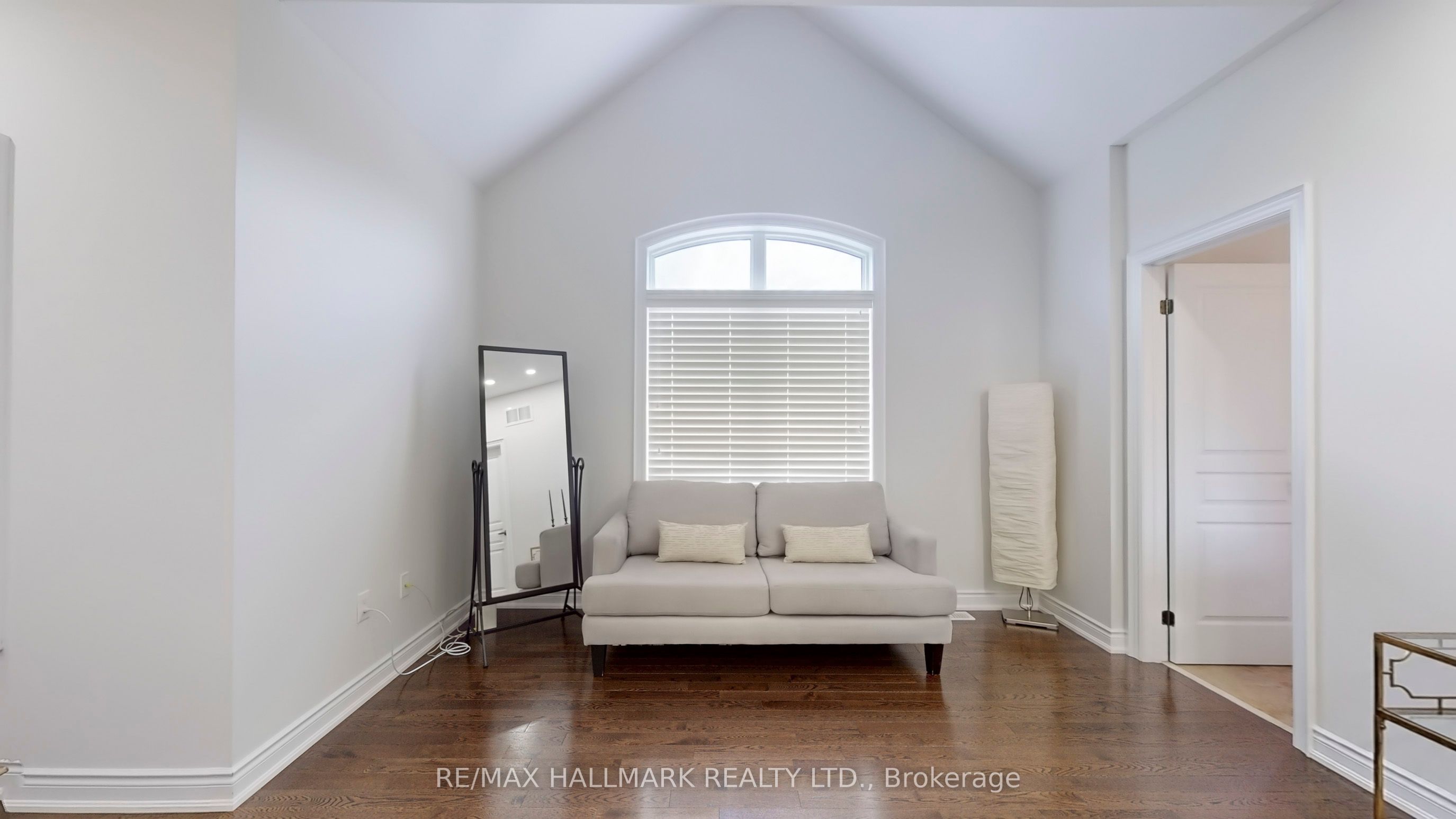 126 Sir Stevens Drive Property Photo 47