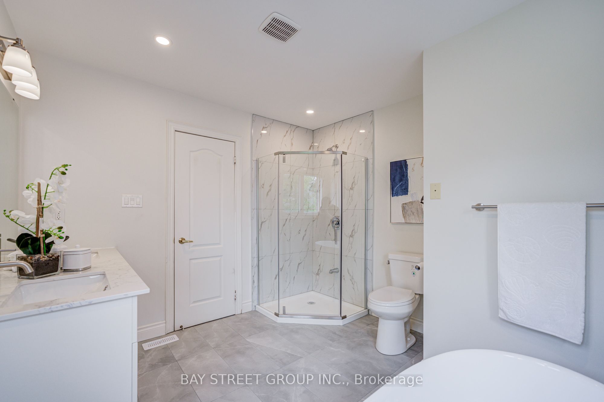 15 Sisley Crescent Property Photo 42