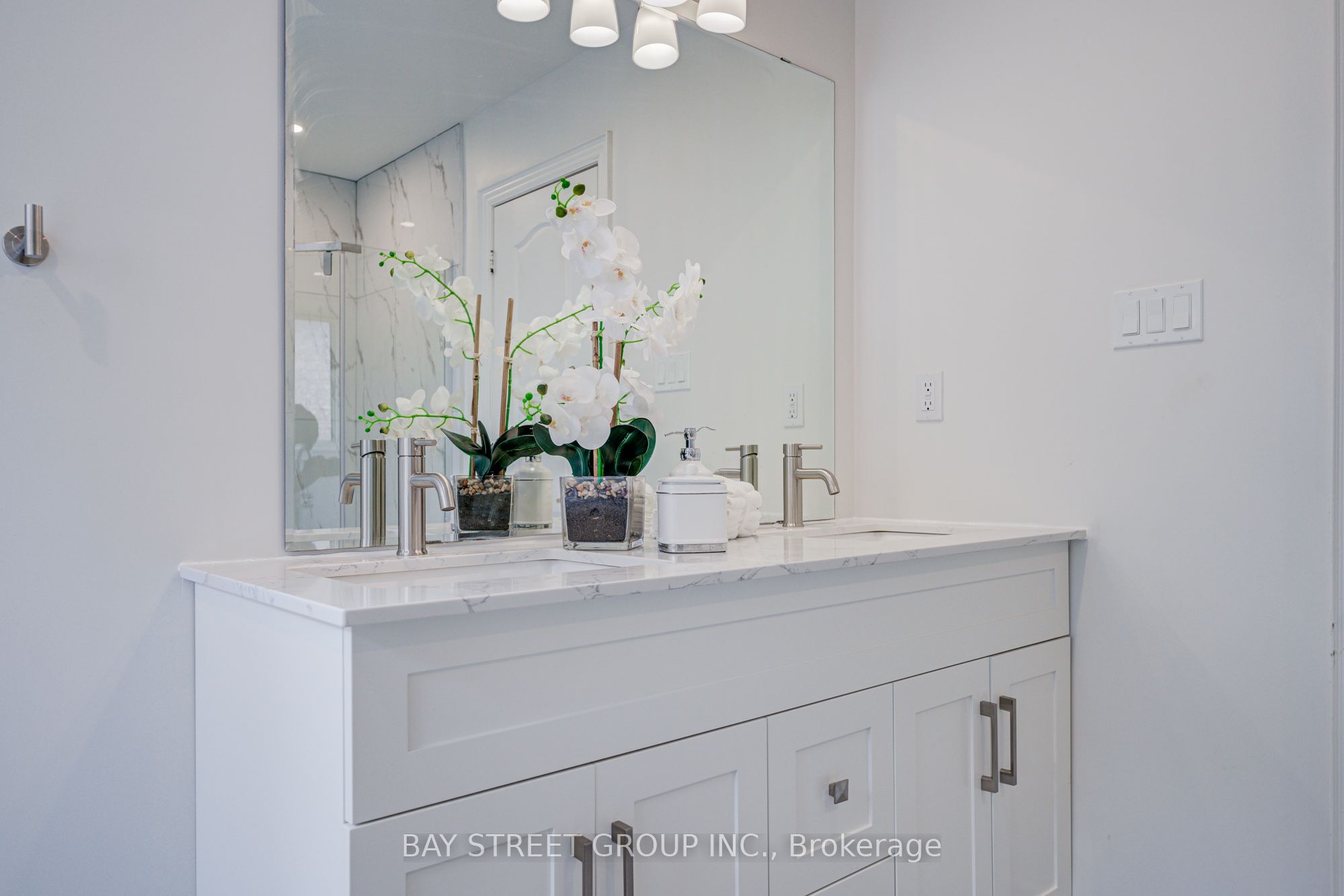 15 Sisley Crescent Property Photo 43