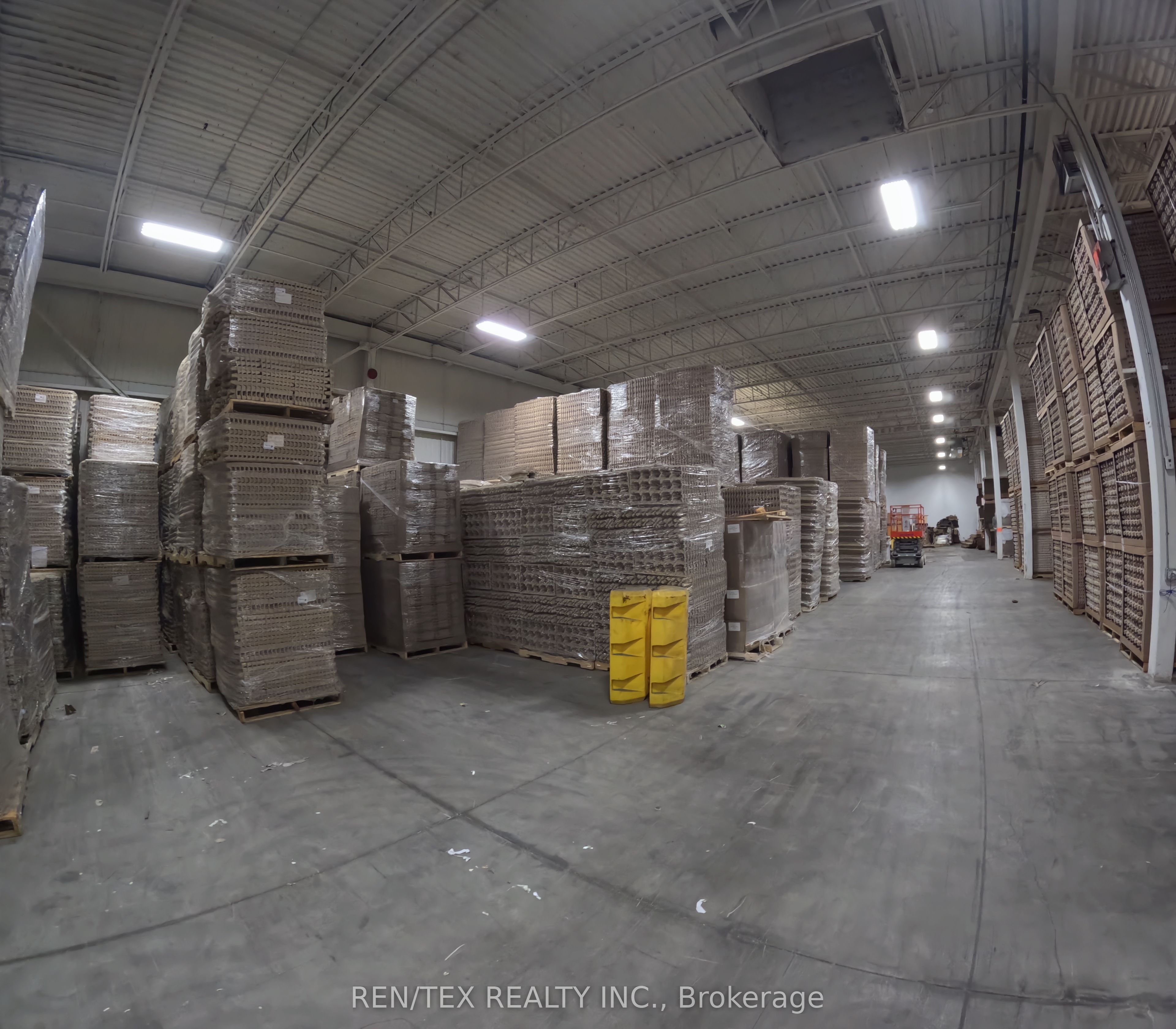 402 Mulock Dr Property Photo 11