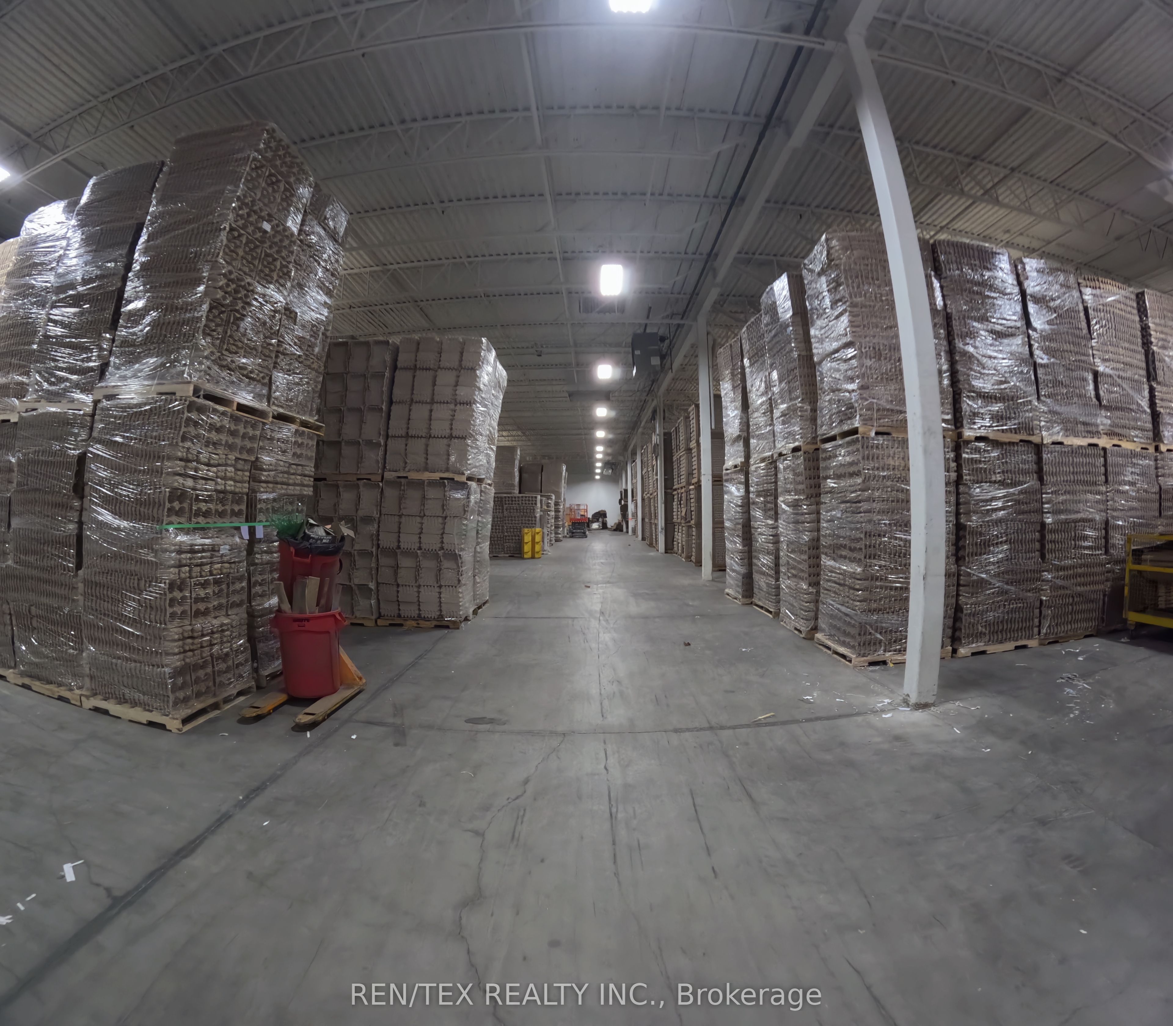 402 Mulock Dr Property Photo 12