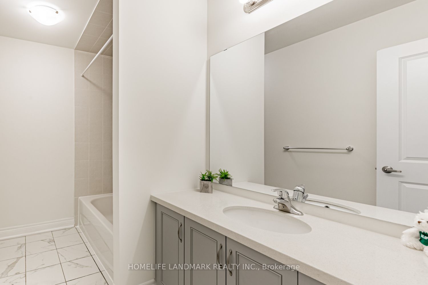 47 Andress Way Property Photo 32