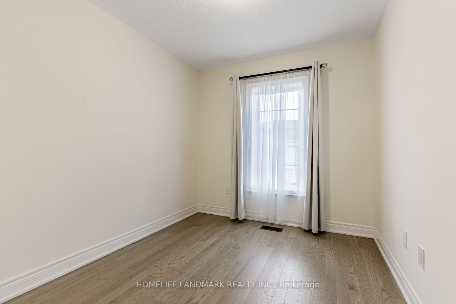 47 Andress Way Property Photo 34