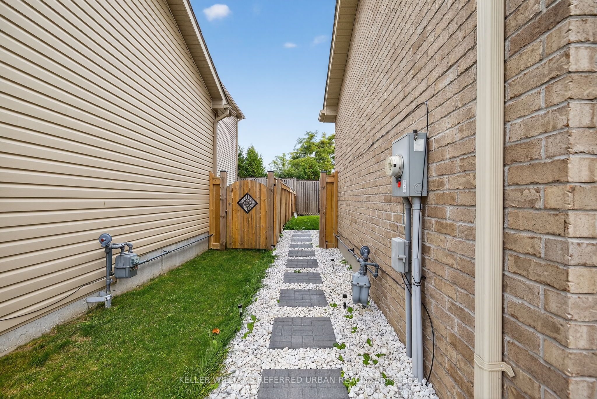 47 Bramsey Street Basement Property Photo 2