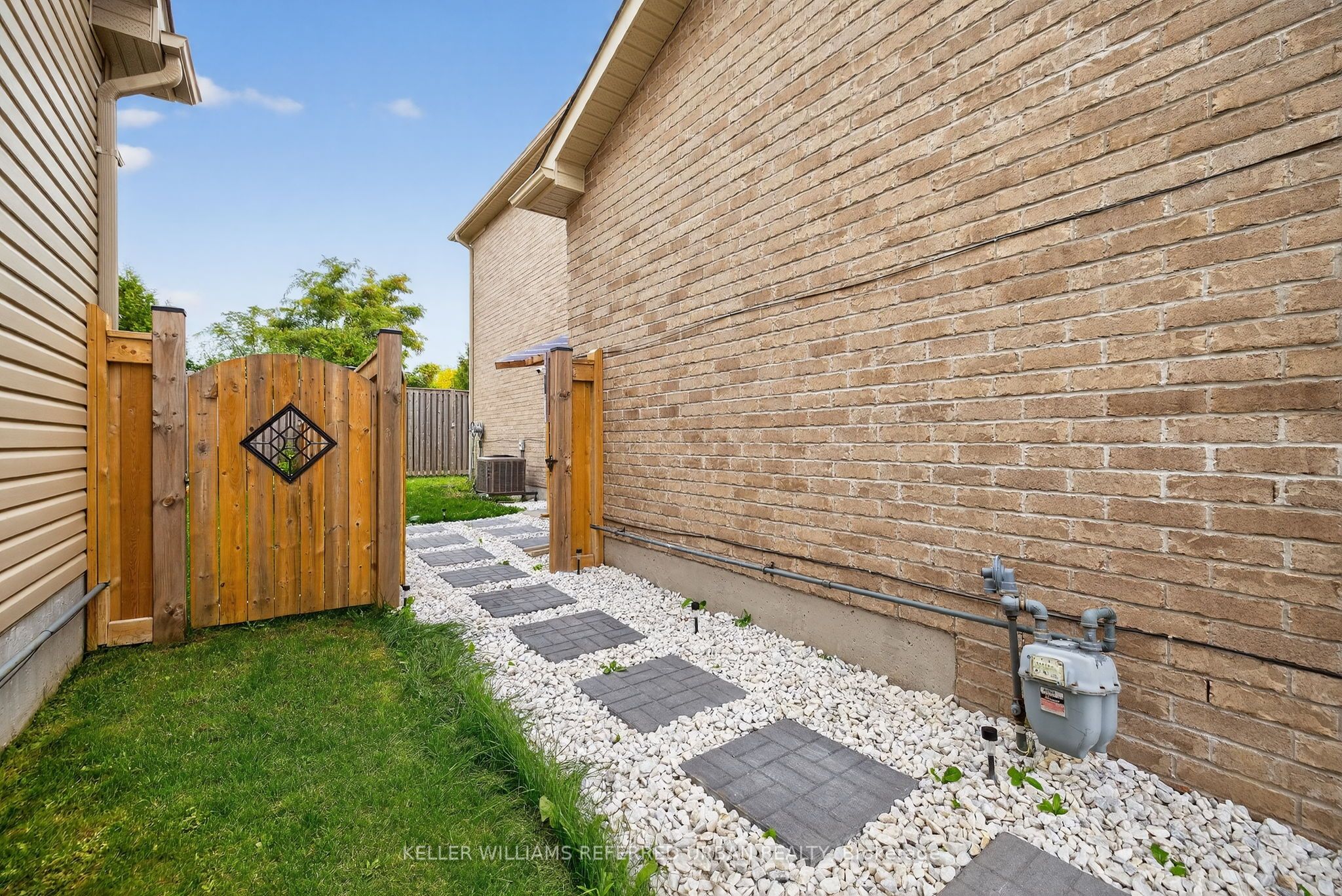 47 Bramsey Street Basement Property Photo 3