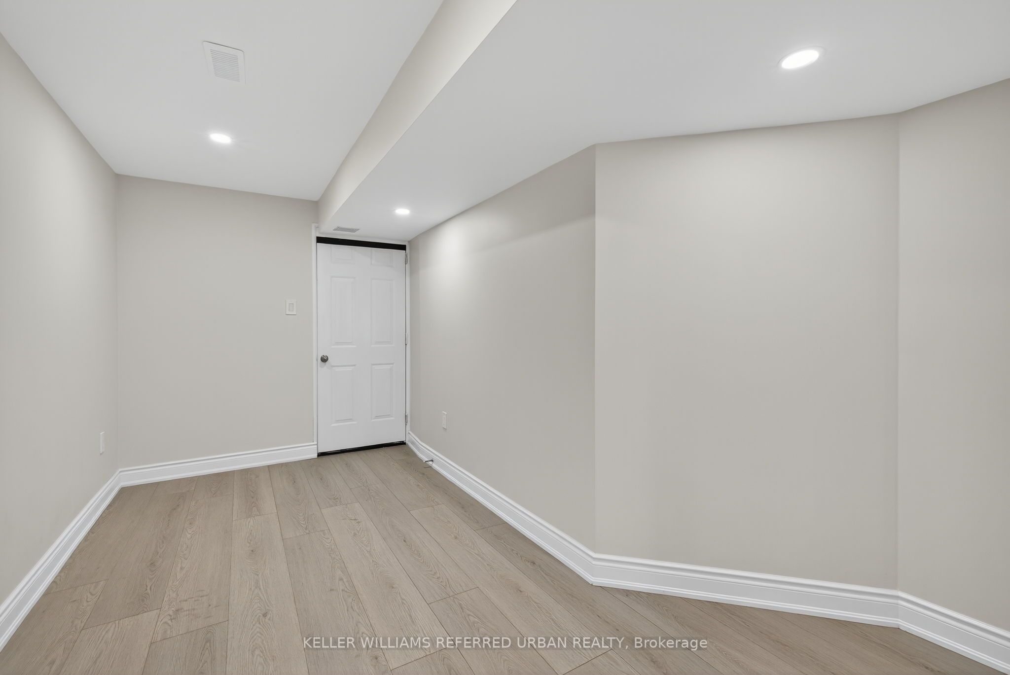 47 Bramsey Street Basement Property Photo 22