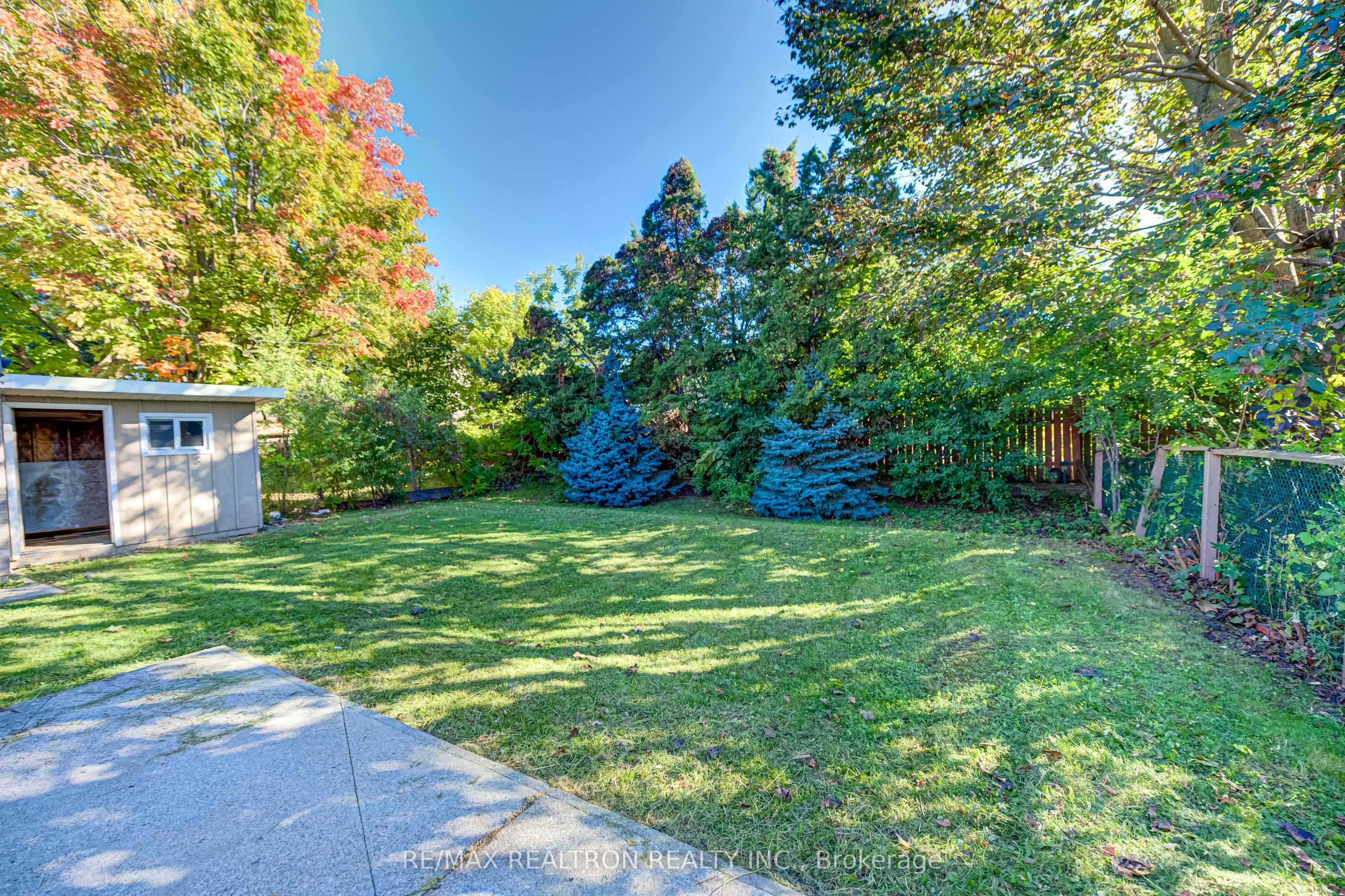 31 Sussex Avenue Property Photo 29