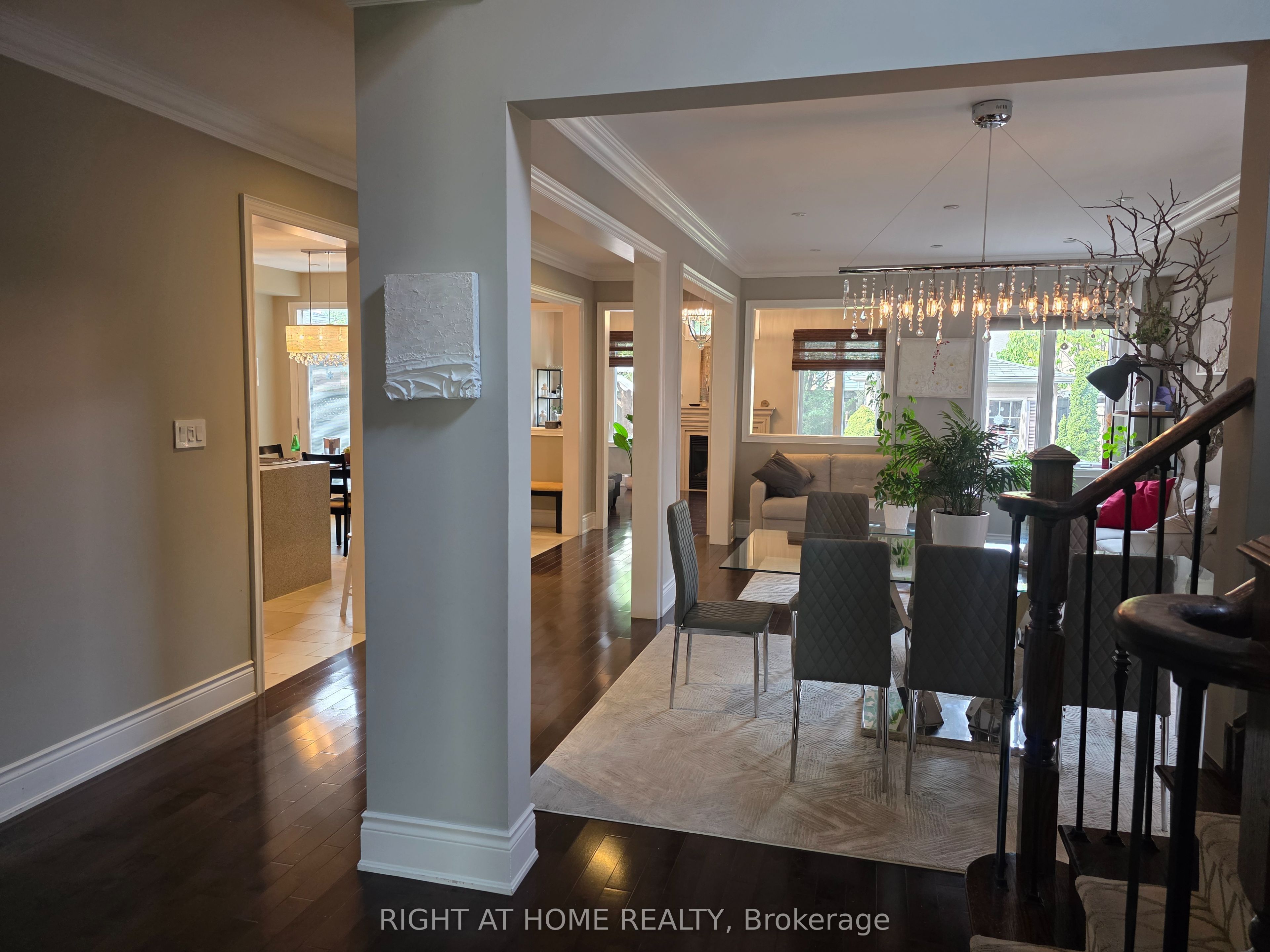 56 Stark Crescent Property Photo 4