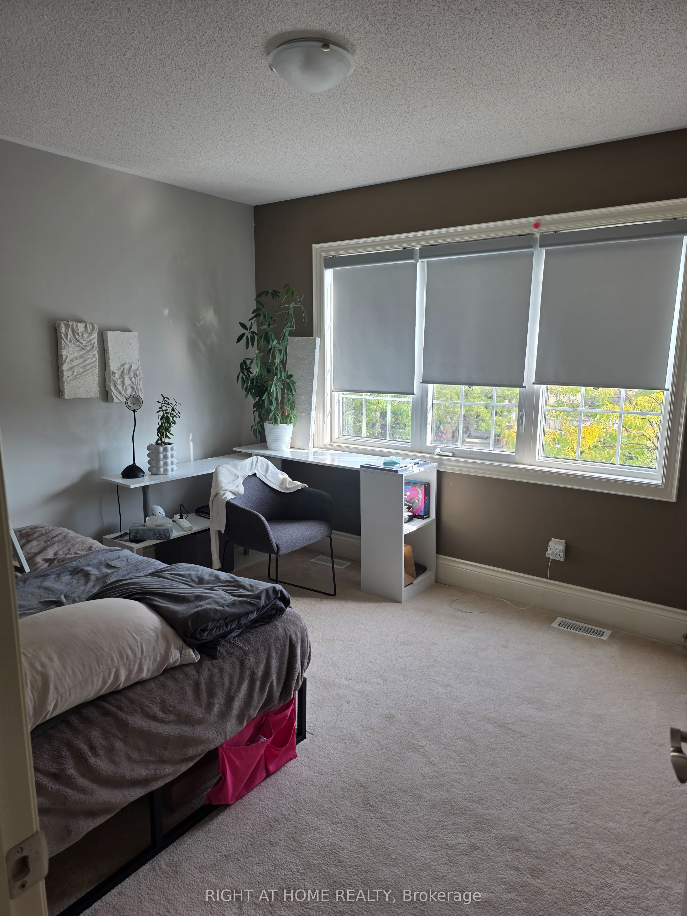 56 Stark Crescent Property Photo 13