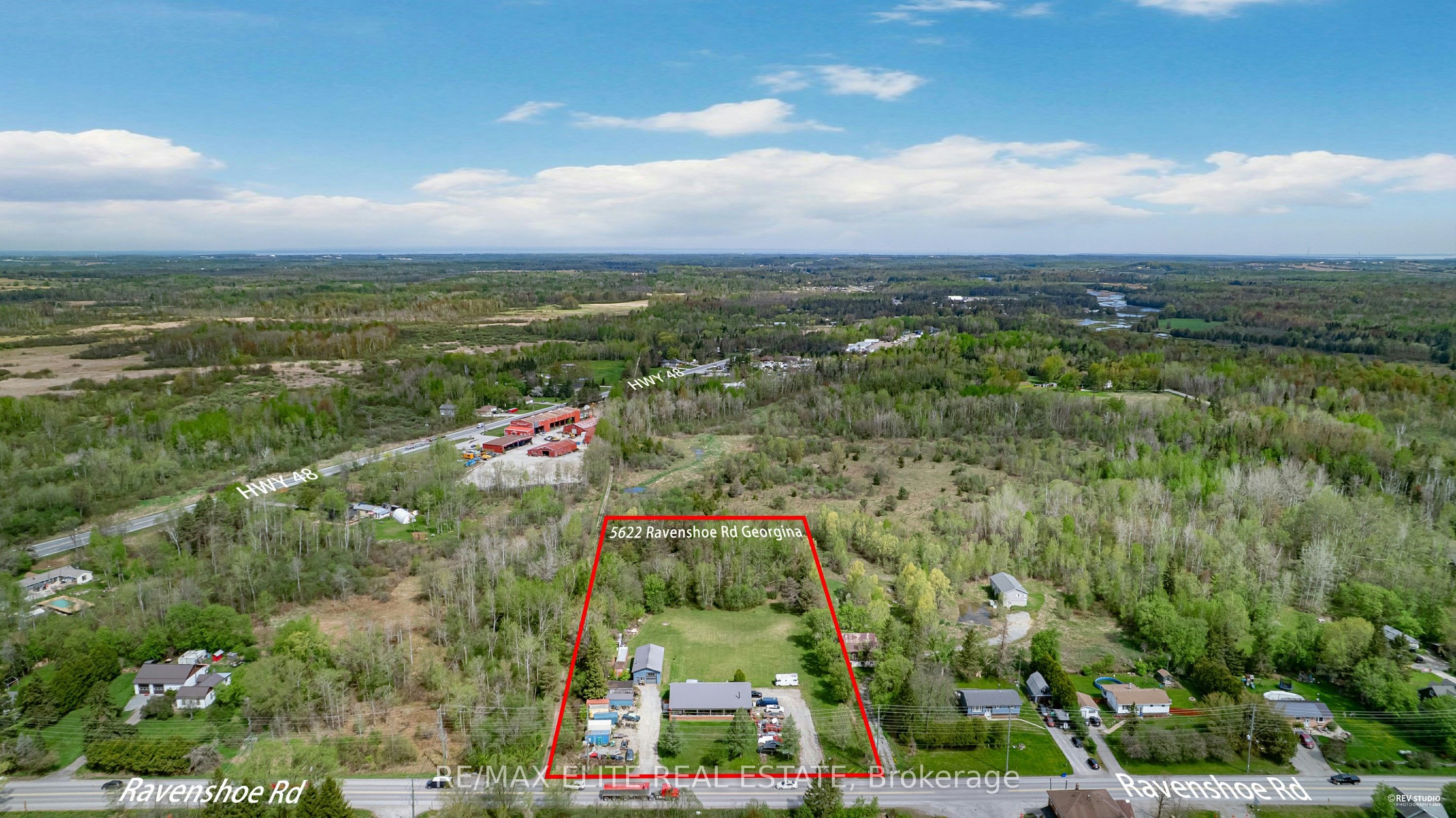 5622 Ravenshoe Road Property Photo 2