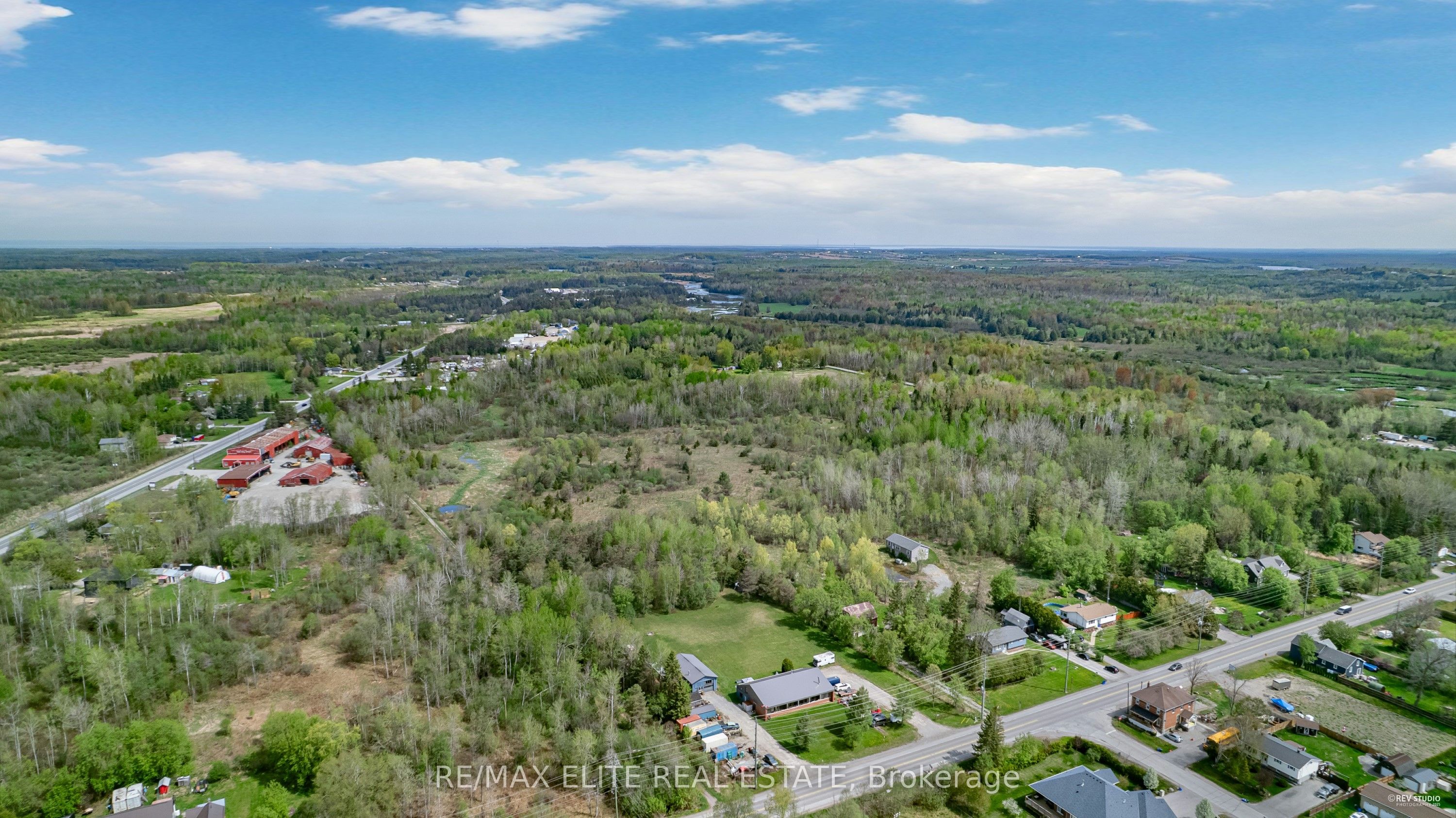 5622 Ravenshoe Road Property Photo 5