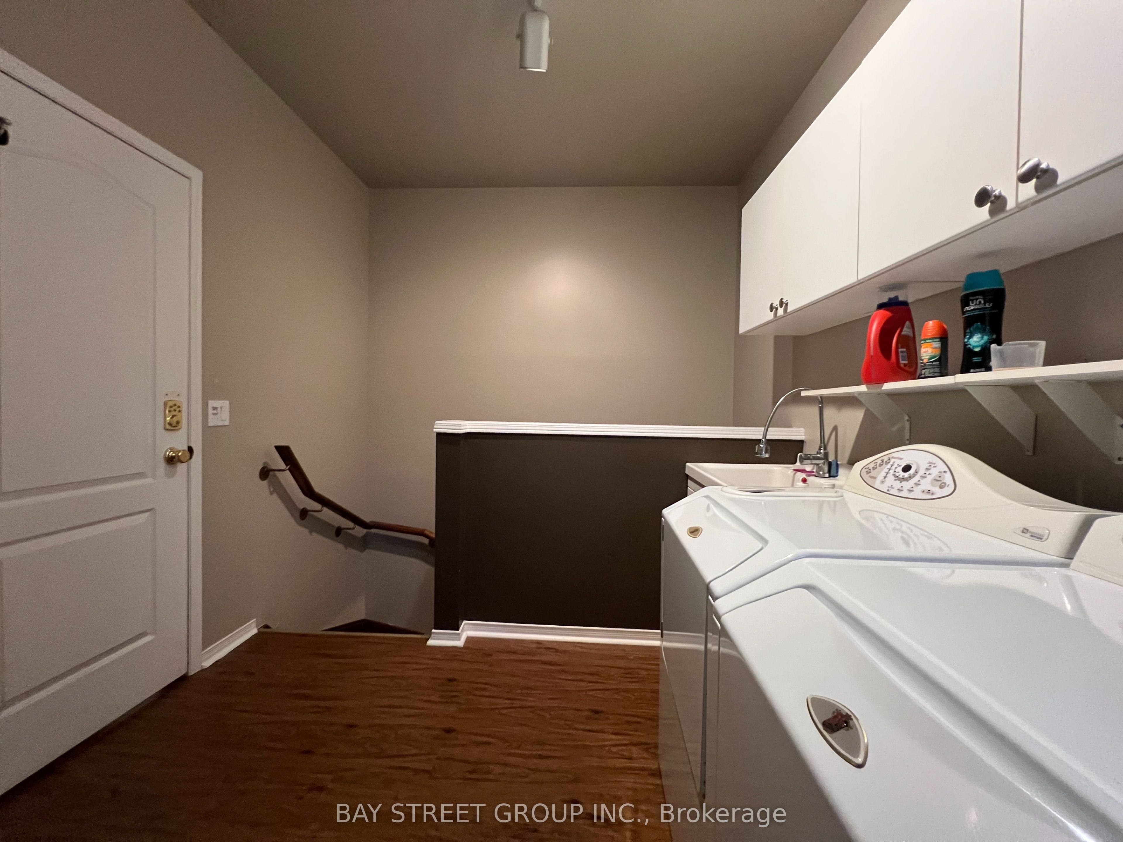 52 Loring Cres N/a Bsmt Property Photo 2